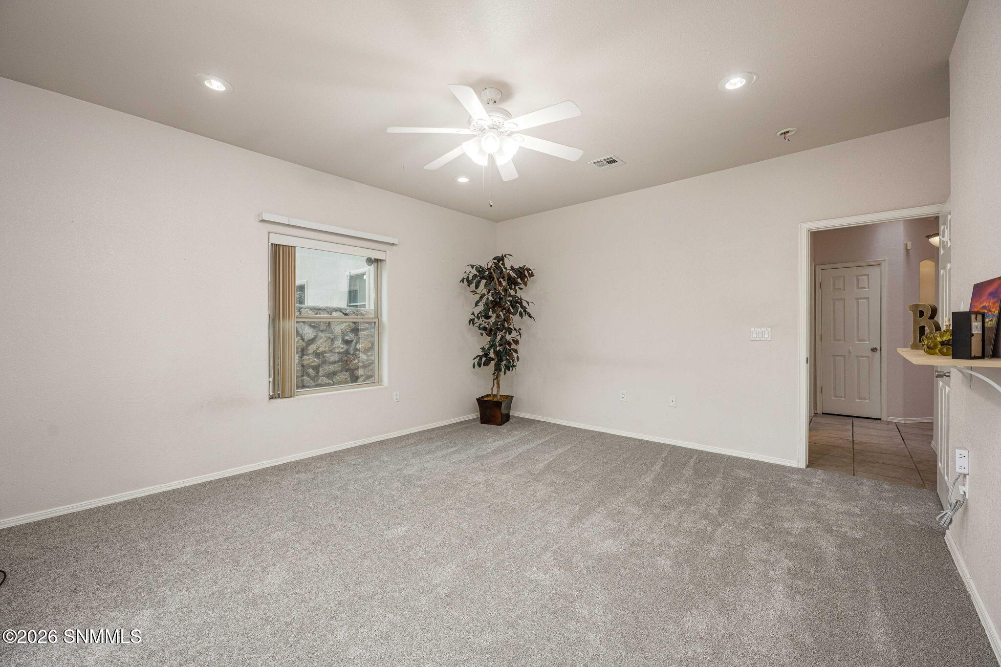 28-web-or-mls-Snappin Homes (Mojave4158)