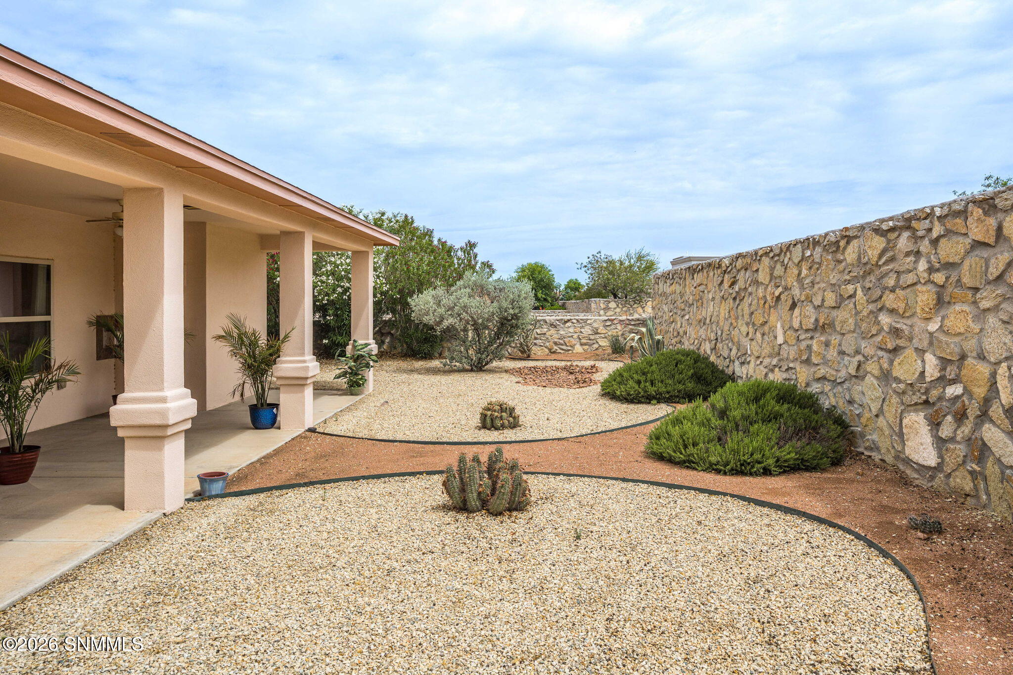 43-web-or-mls-Snappin Homes (Mojave4158)