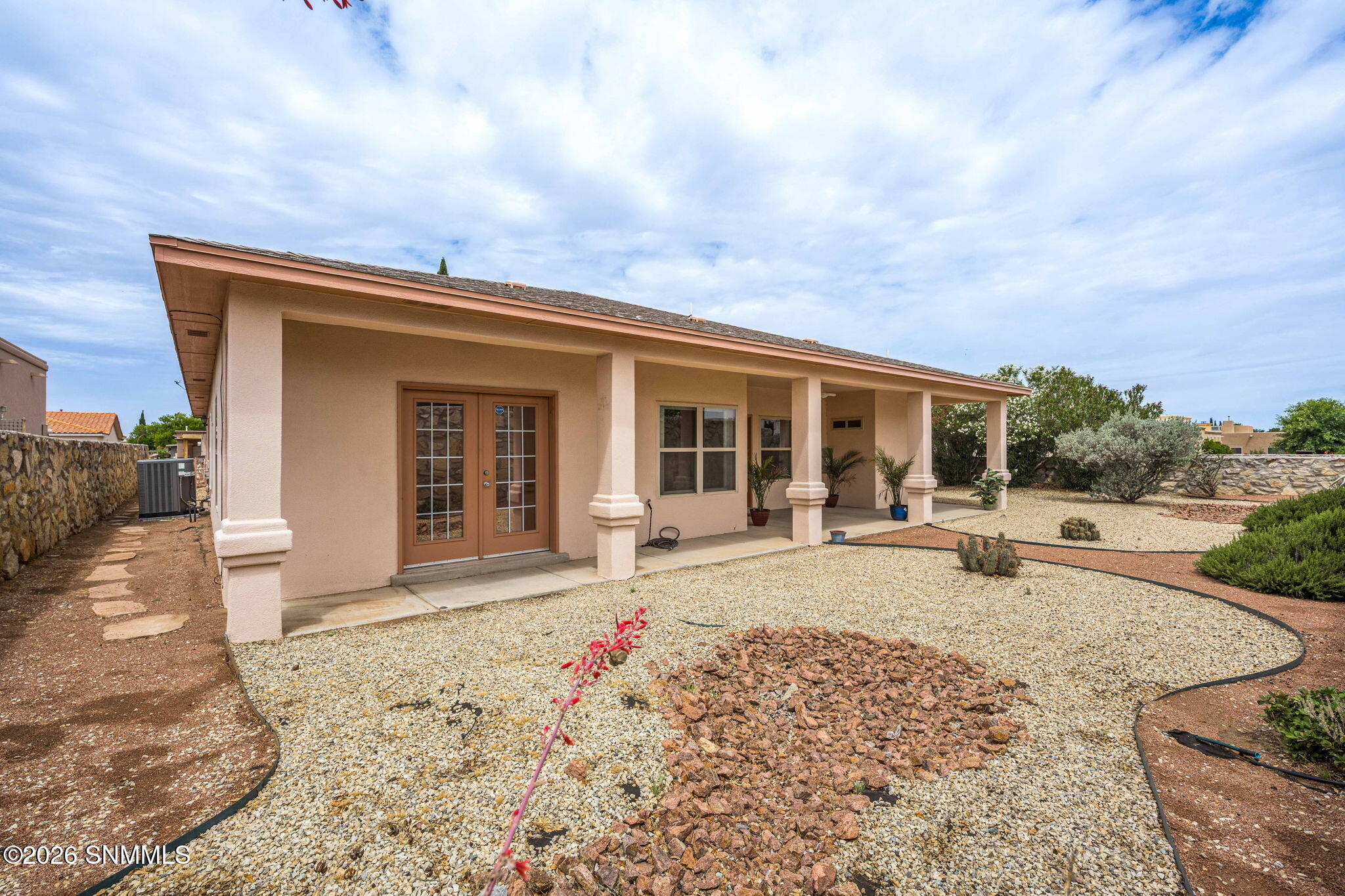44-web-or-mls-Snappin Homes (Mojave4158)
