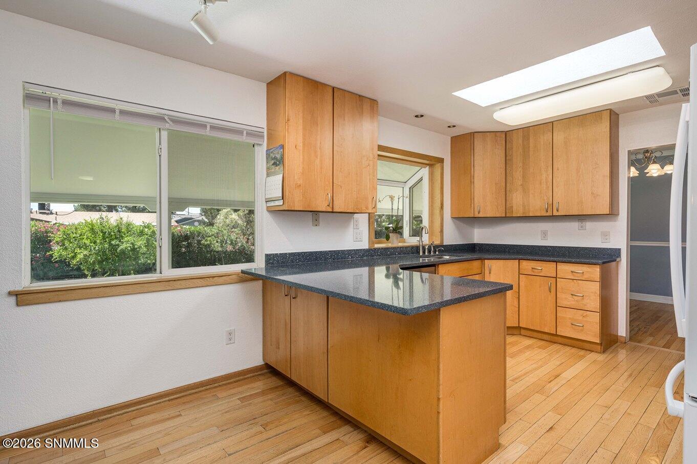 15-Breakfast Bar - 612 Lenox Ave