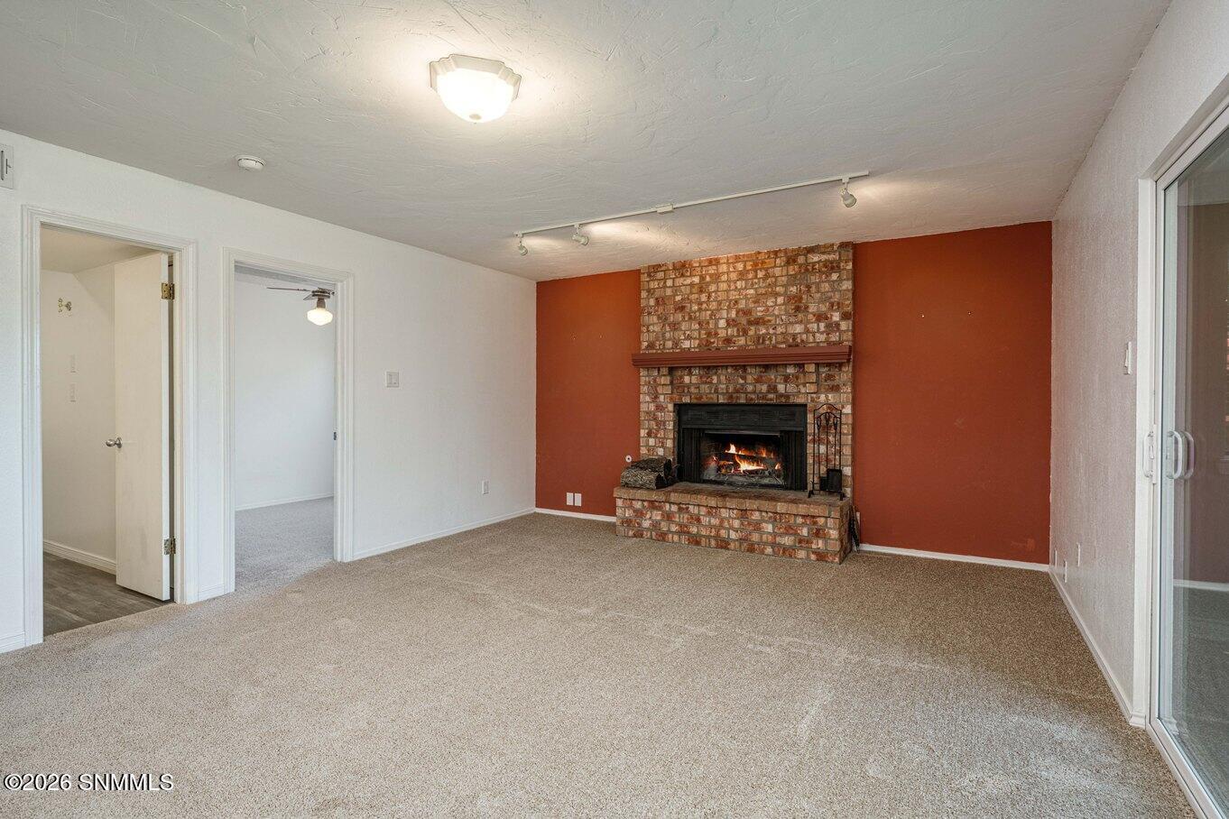 20-Family Room - 612 Lenox Ave