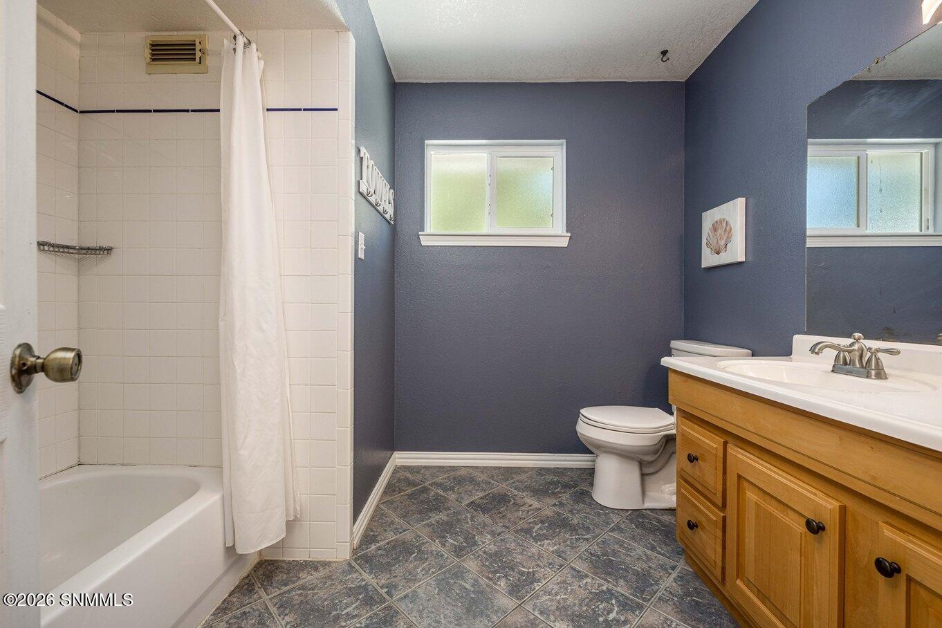 42-Guest Bath - 612 Lenox Ave