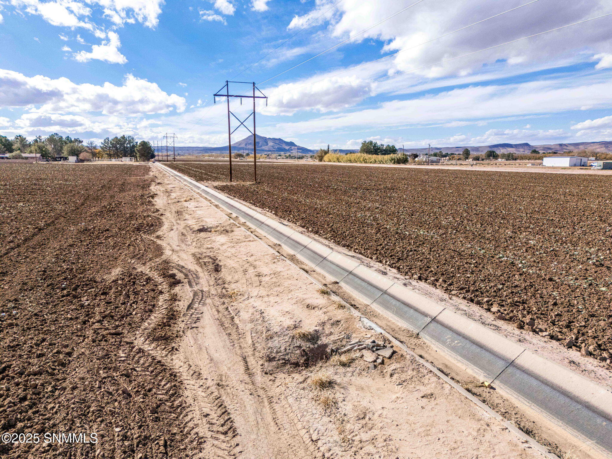 21-web-or-mls-Snappin Homes (R0304979-R0