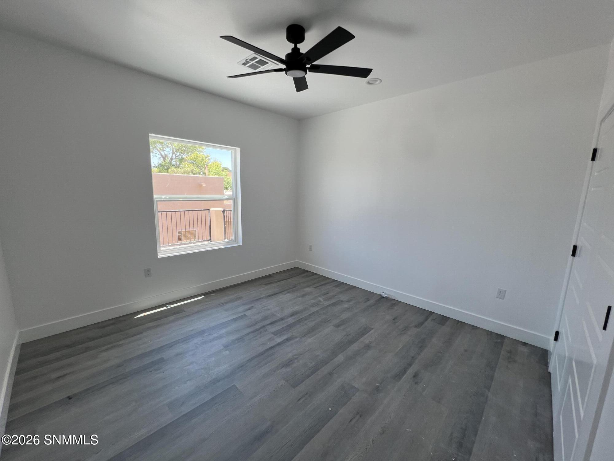 12 - 3536 Evy Ln