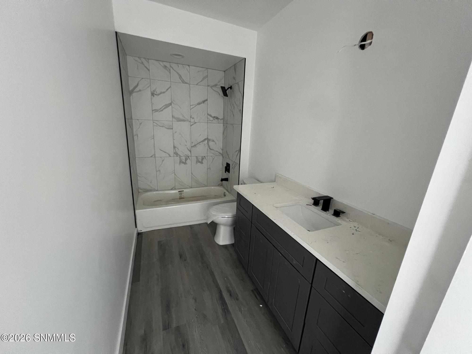 14 - 3536 Evy Ln