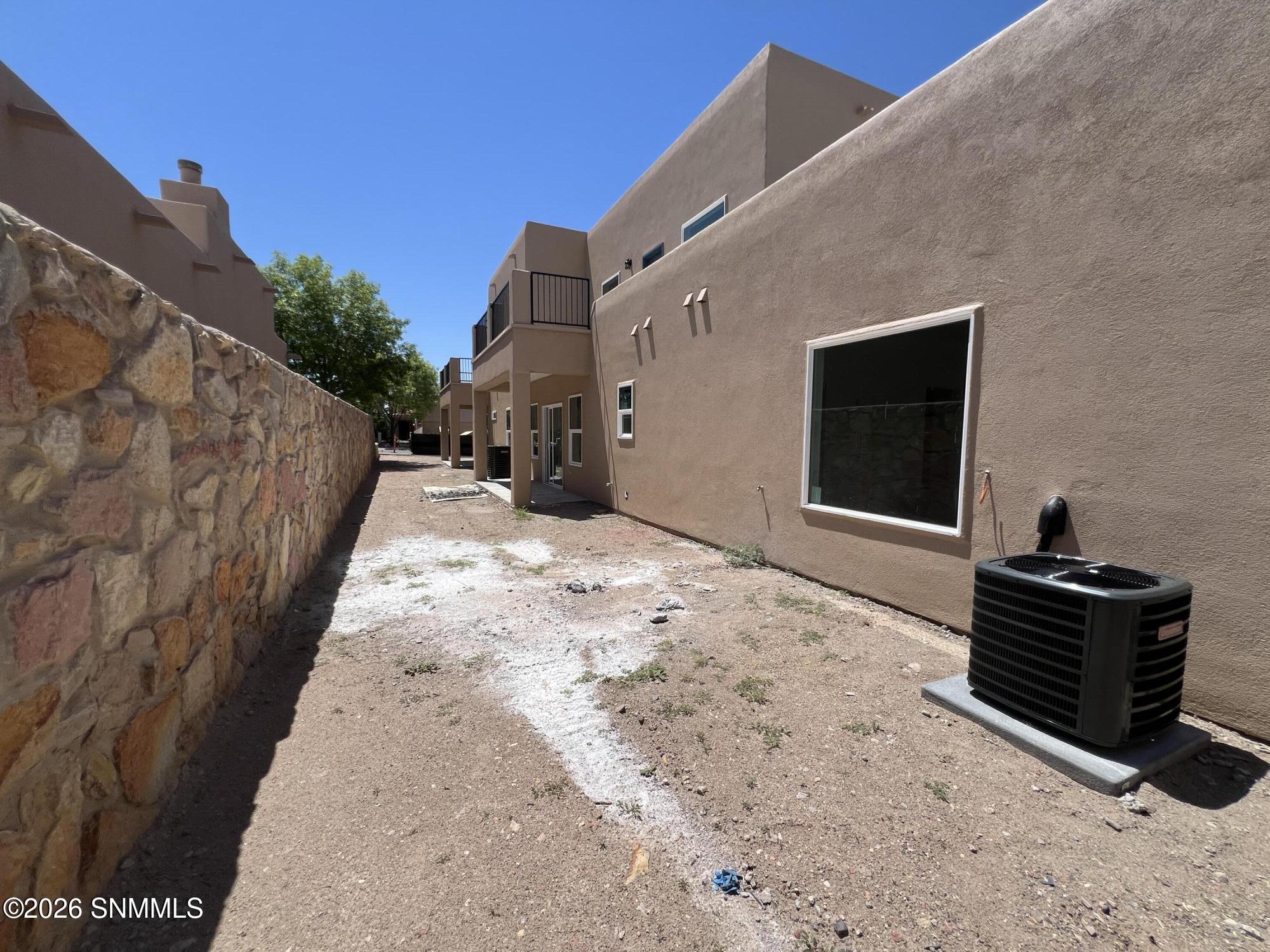 18 - 3536 Evy Ln