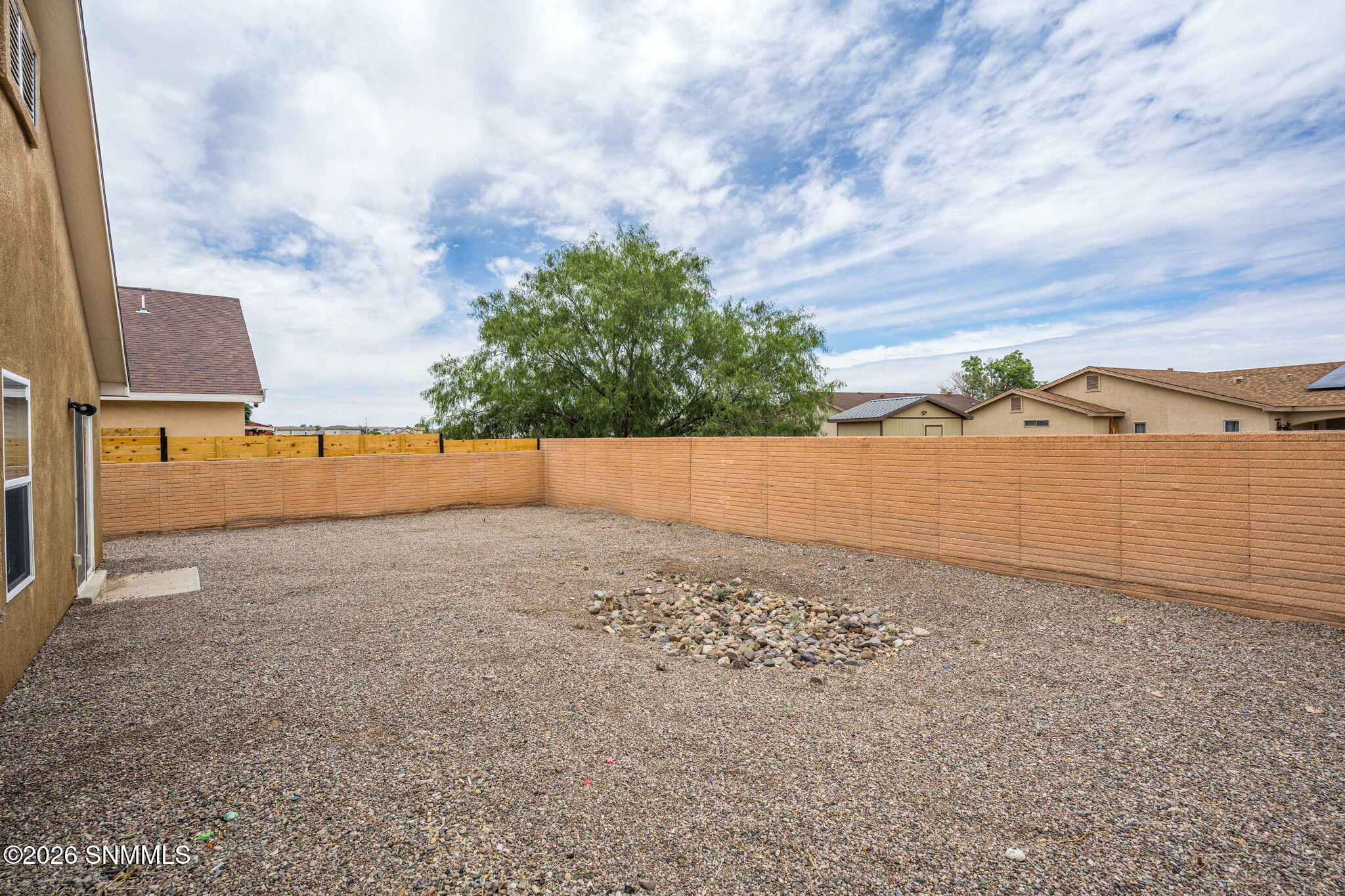 27-web-or-mls-Snappin Homes (Borroughs28