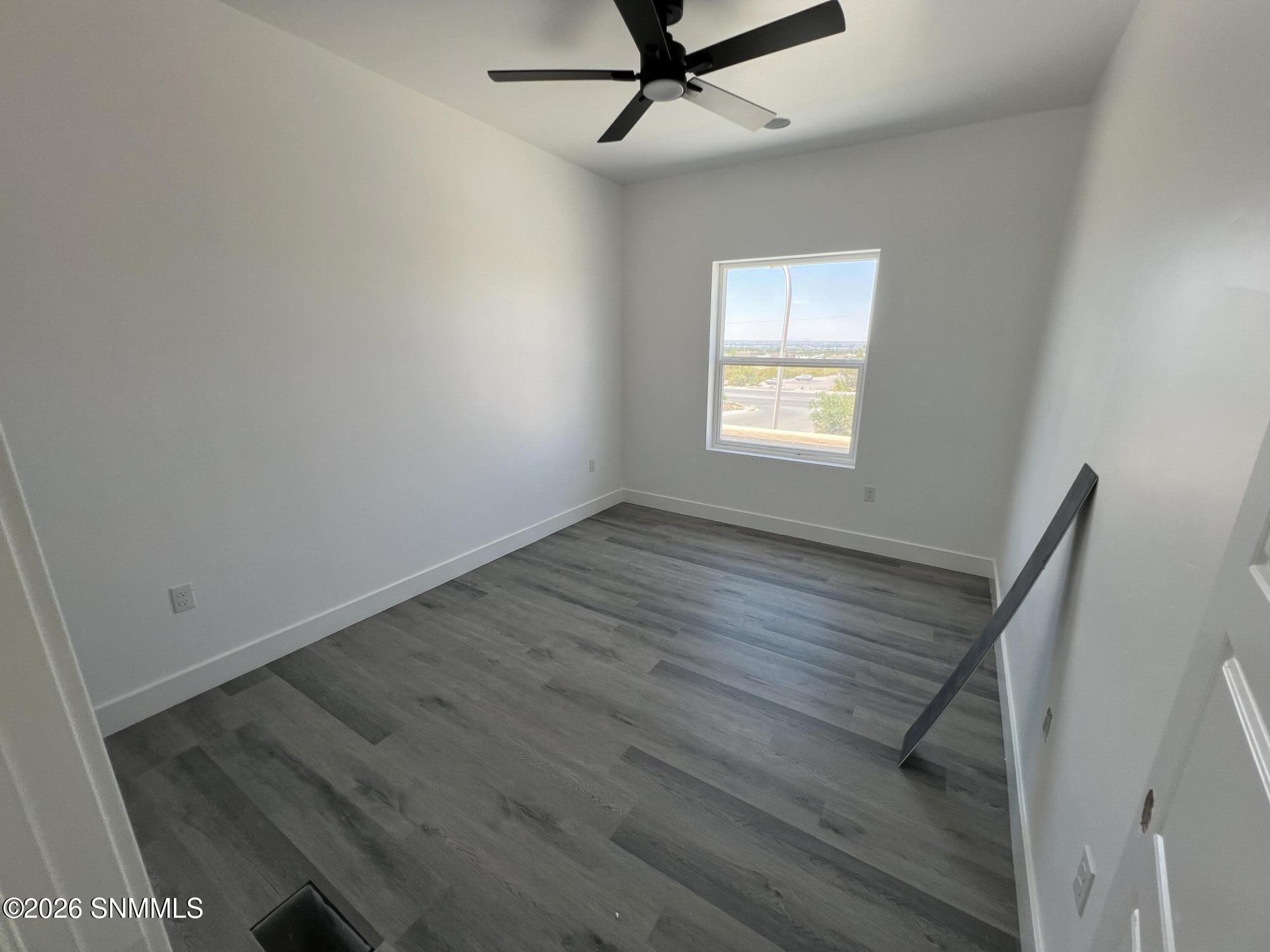 16 - 3532 Evy Ln