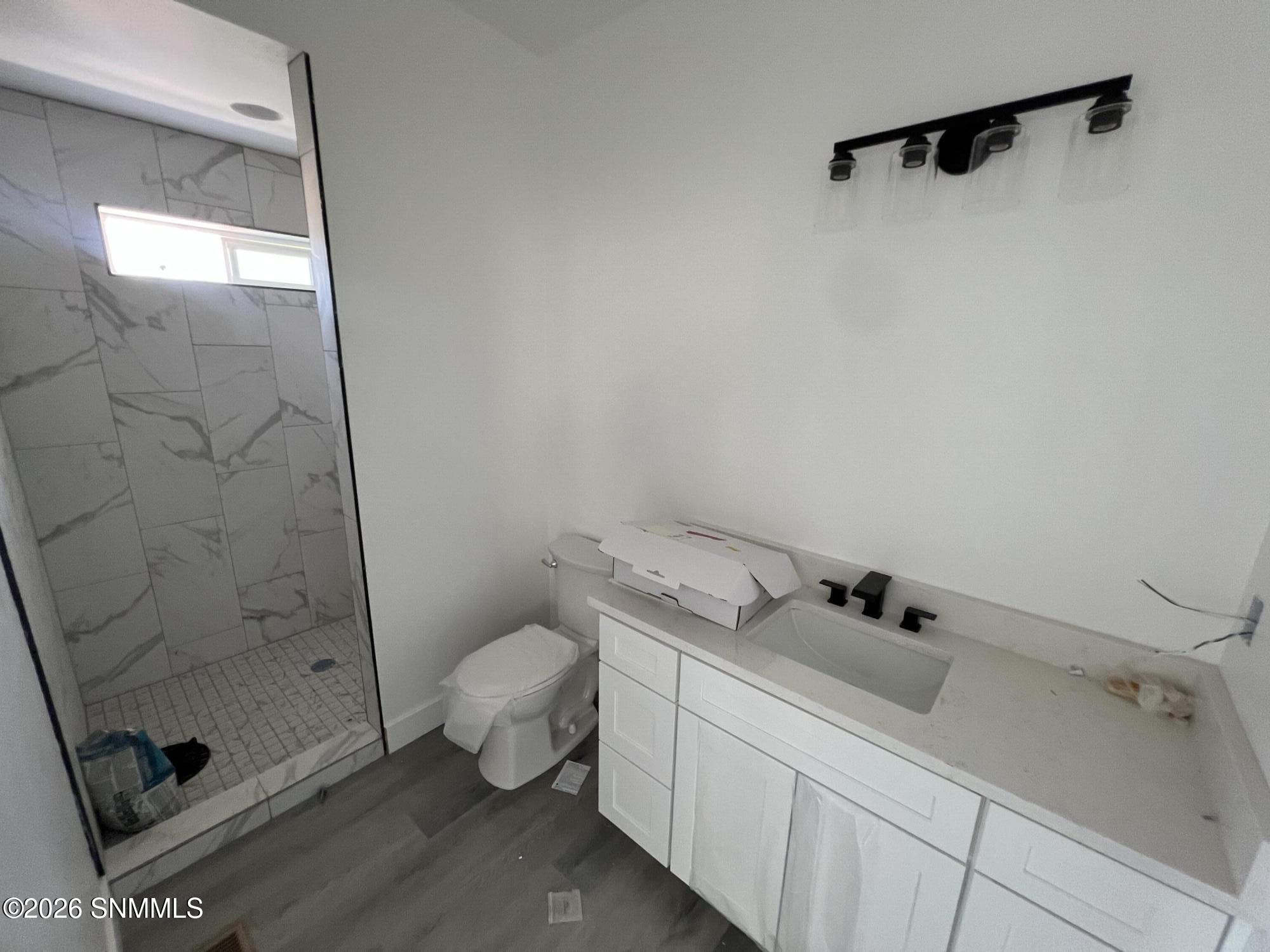 20 - 3532 Evy Ln