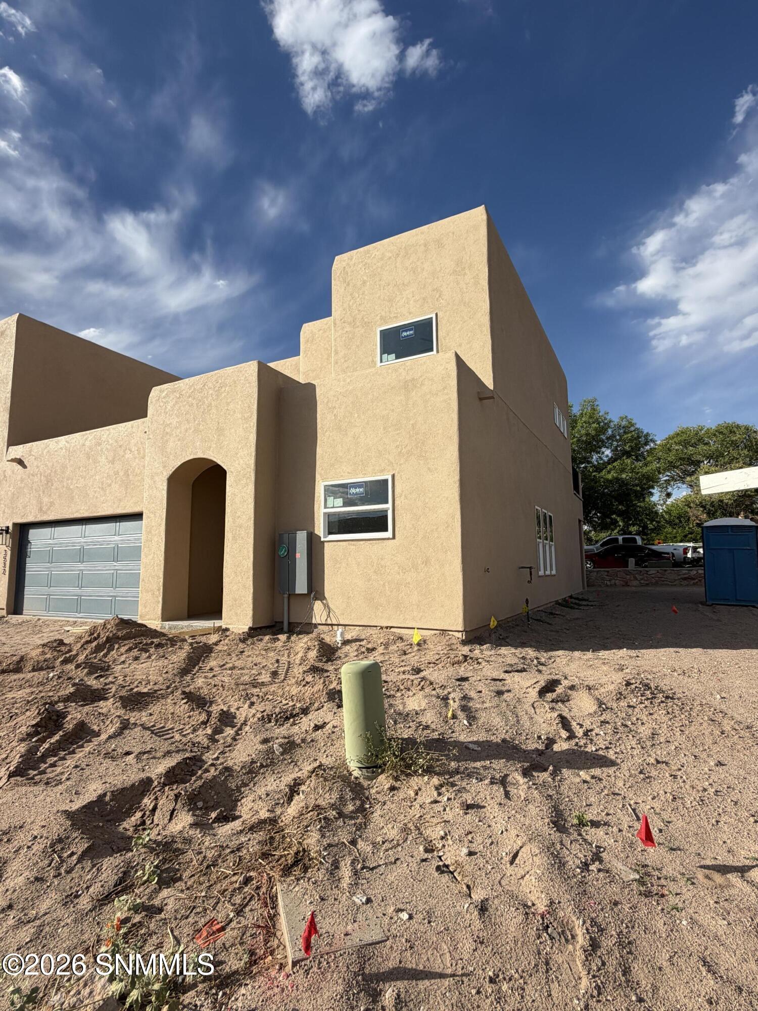 3 - 3532 Evy Ln