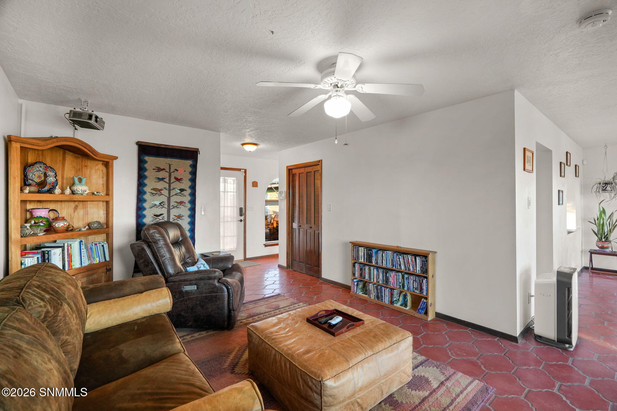 3815 Pantera Cir-34