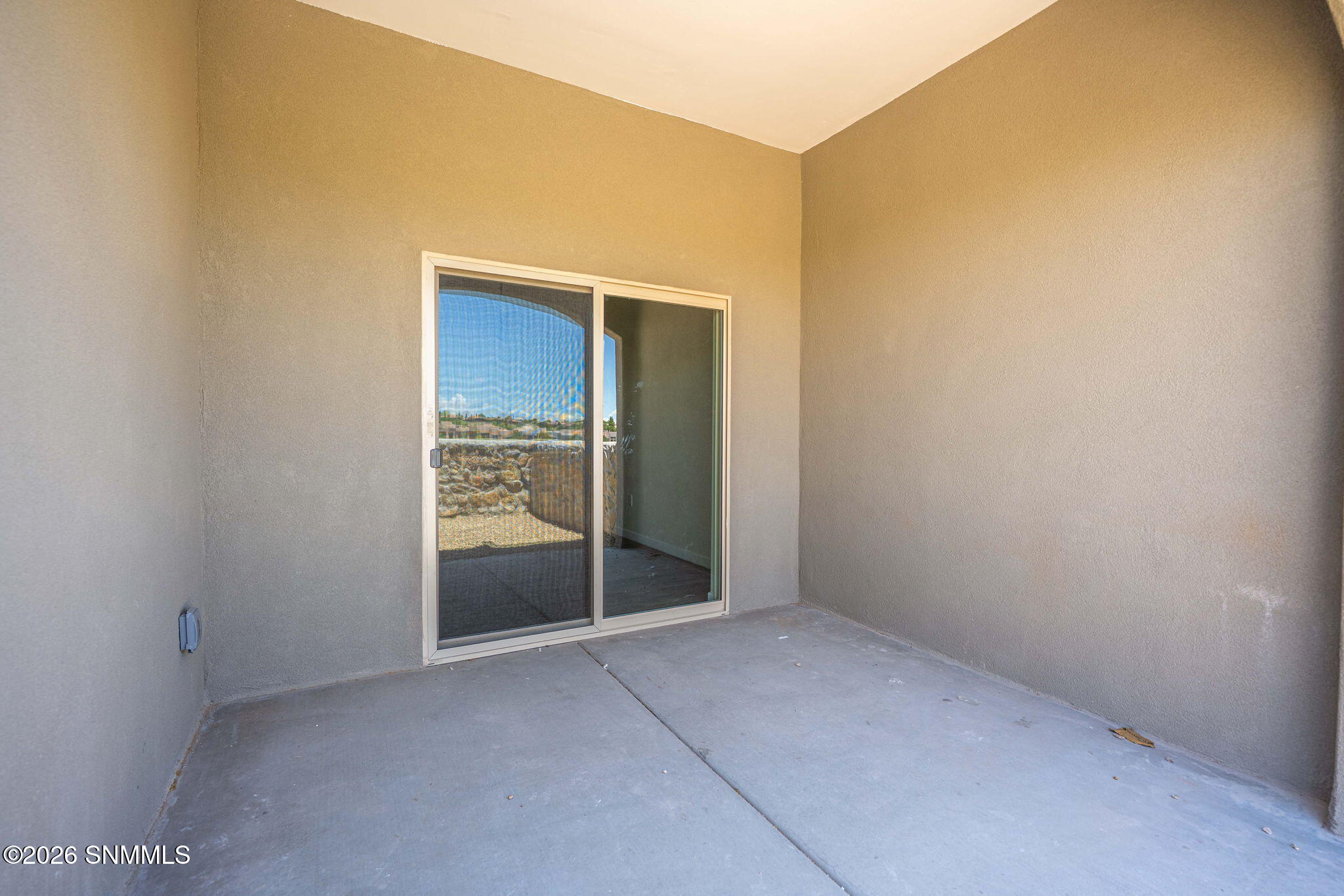 38-web-or-mls-Snappin Homes (MissionNuev