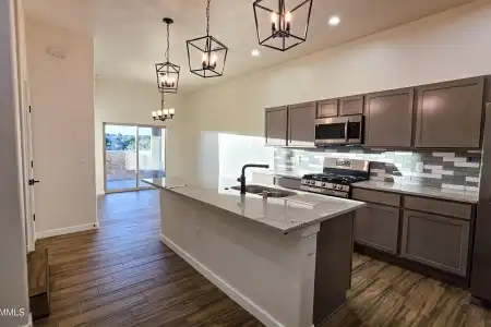 1323 Mission Nuevo Drive, Las Cruces, New Mexico 88011, ,Residential Income,For Sale,Mission Nuevo,2601846