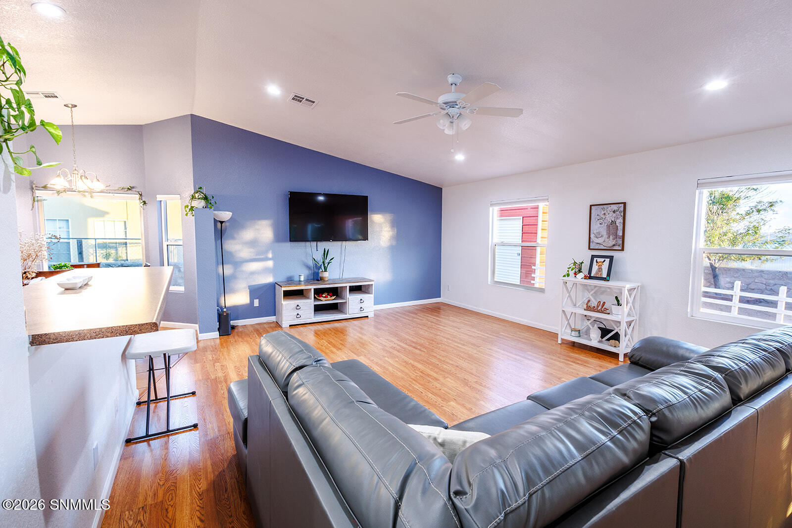 ramrod living 3 3931