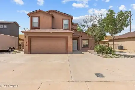 5539 Patagonia Drive, Las Cruces, New Mexico 88011, 3 Bedrooms Bedrooms, ,2.5 BathroomsBathrooms,Residential,For Sale,Patagonia,2601861