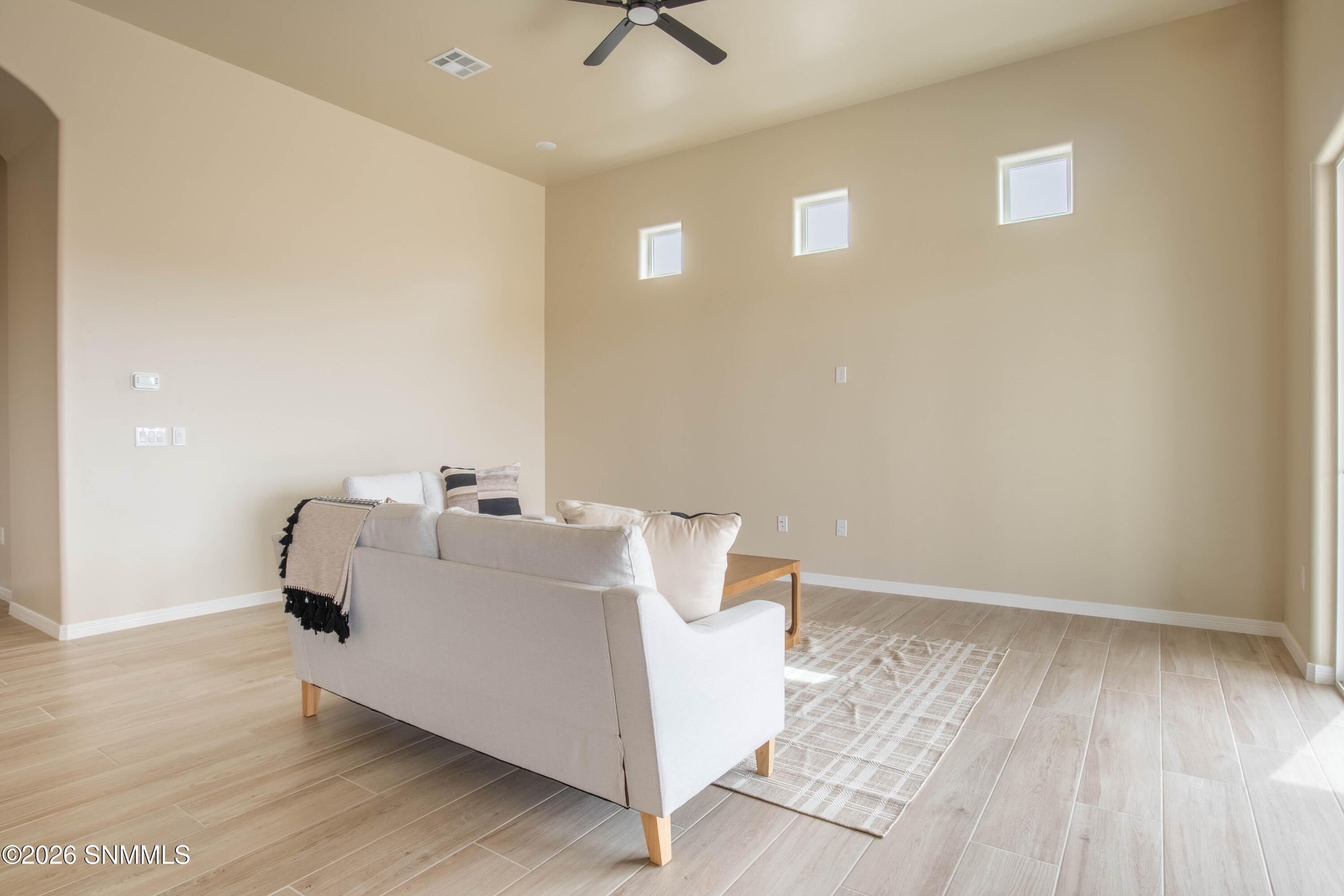 3541Belmont-11