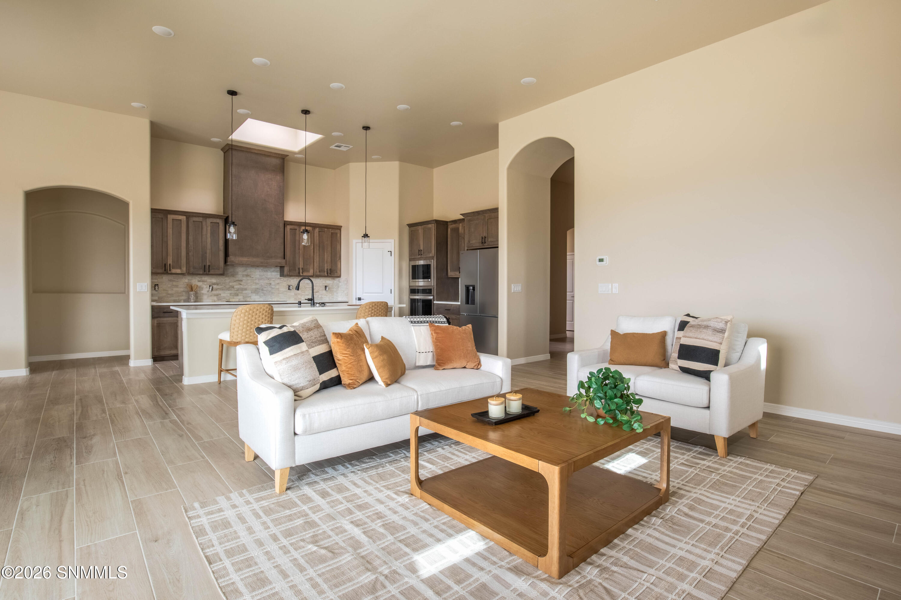 3541Belmont-15