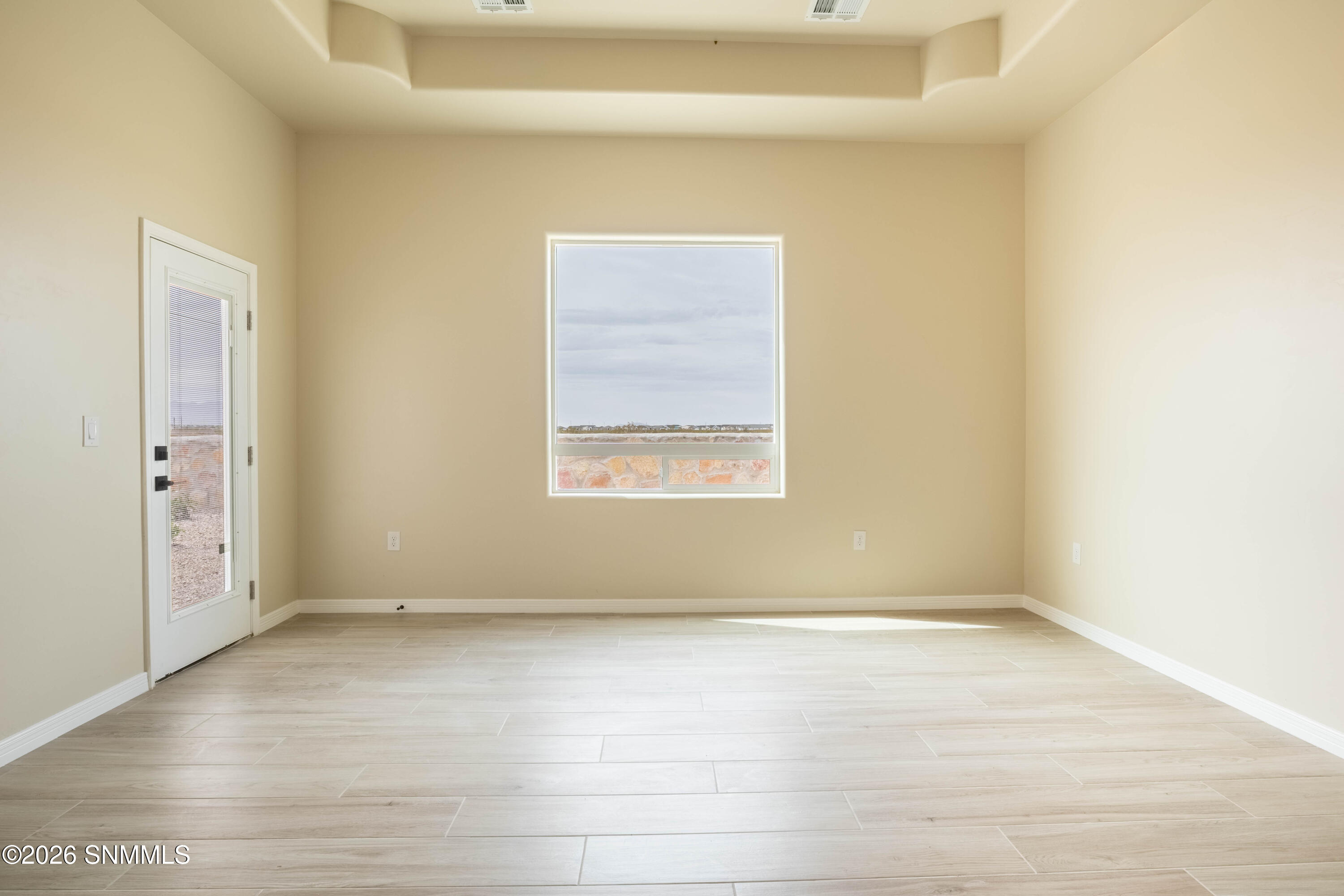 3541Belmont-16