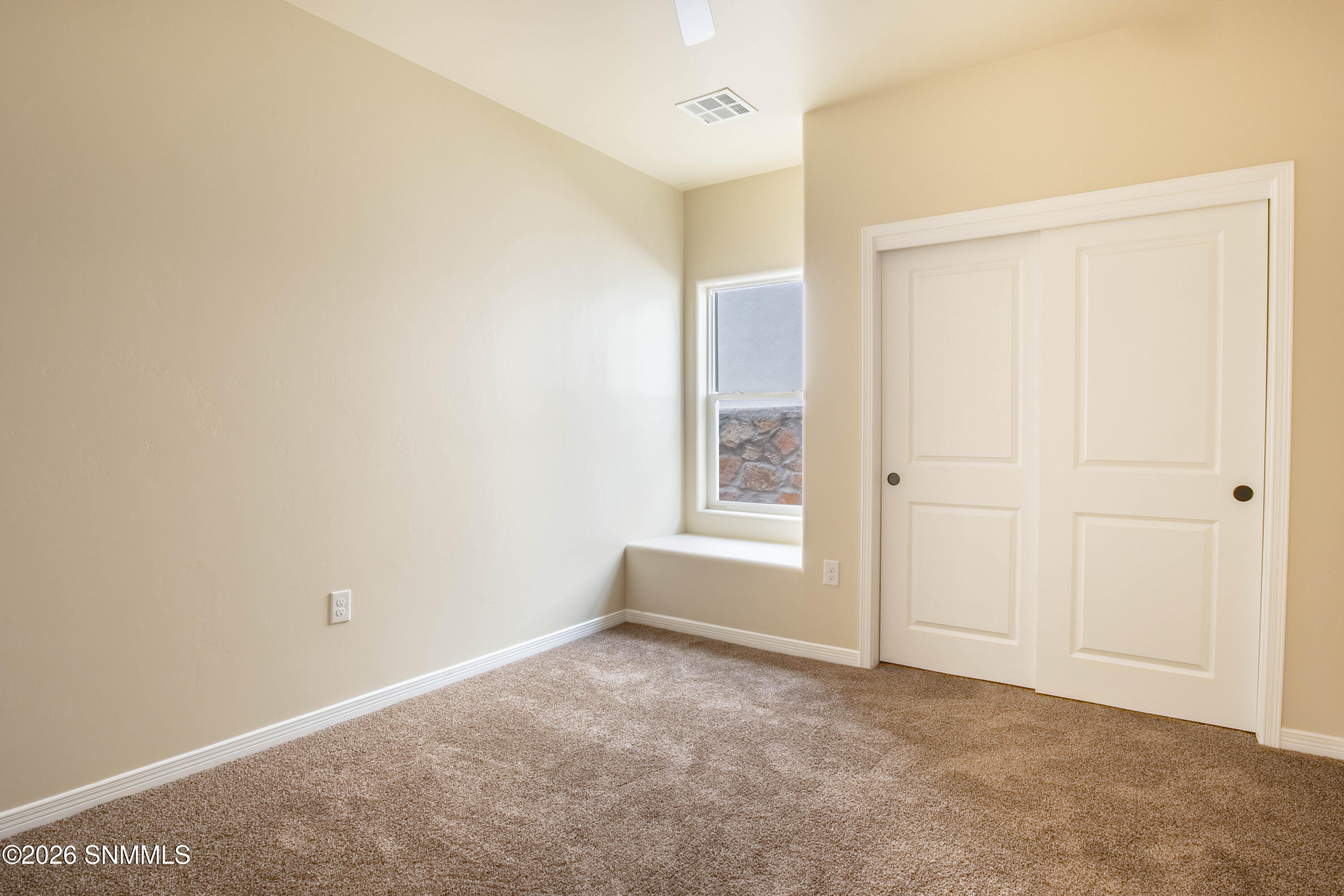 3541Belmont-30