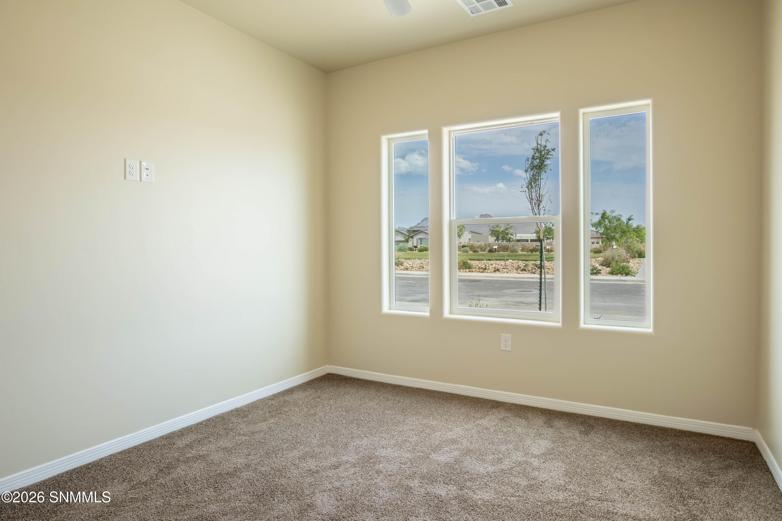 3541Belmont-33