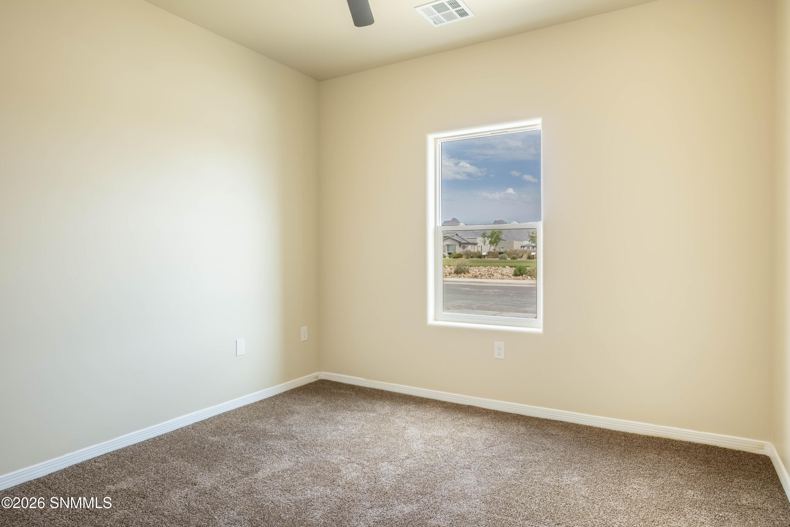 3541Belmont-35