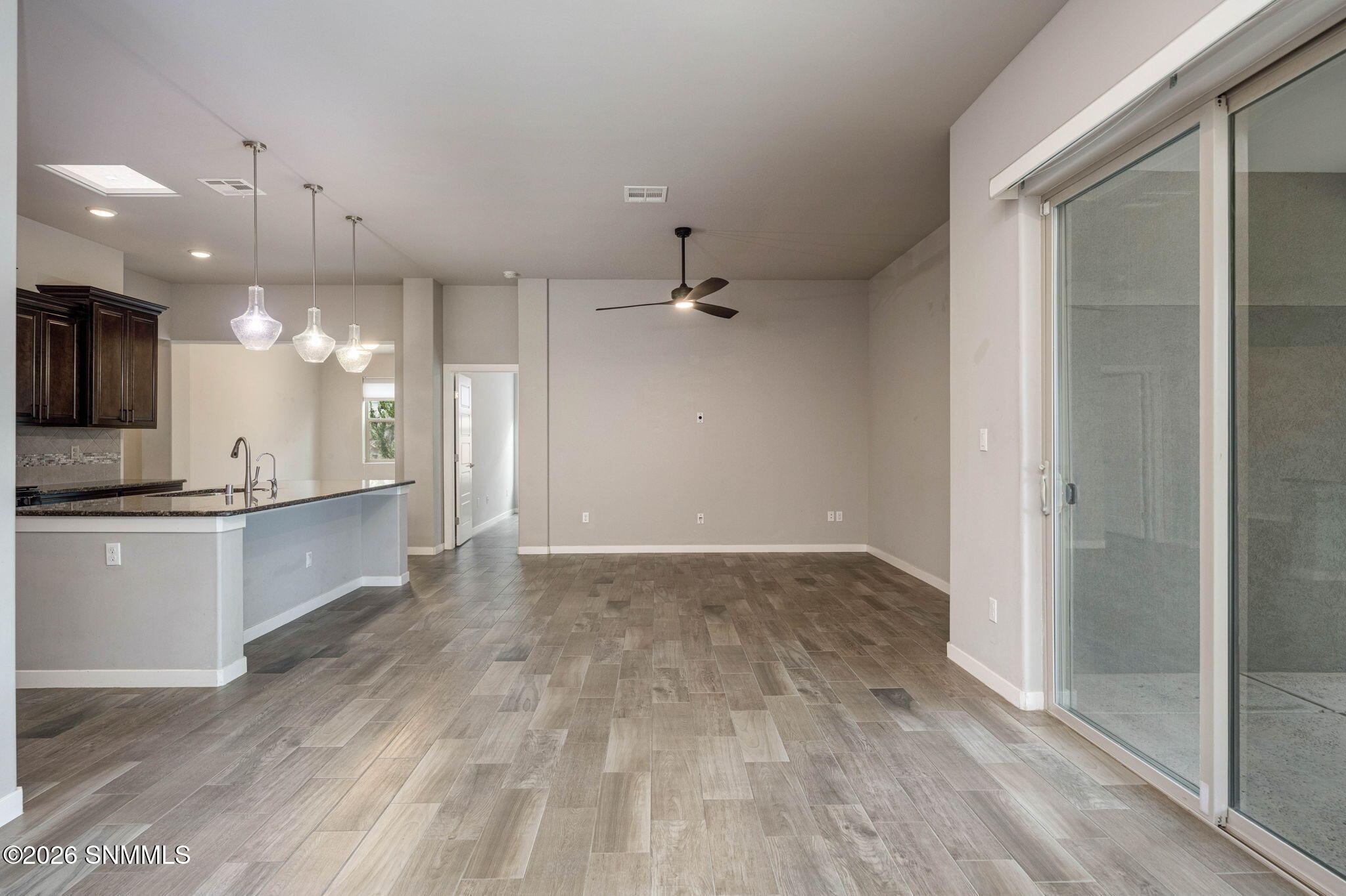 11-web-or-mls-Snappin Homes (Petaluma253