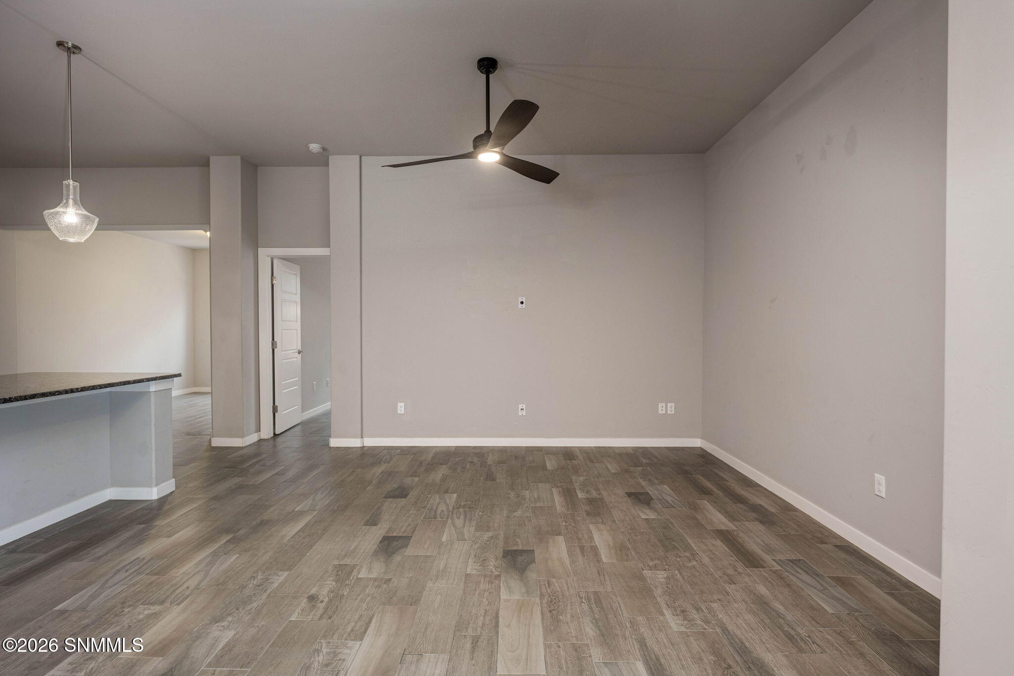 13-web-or-mls-Snappin Homes (Petaluma253