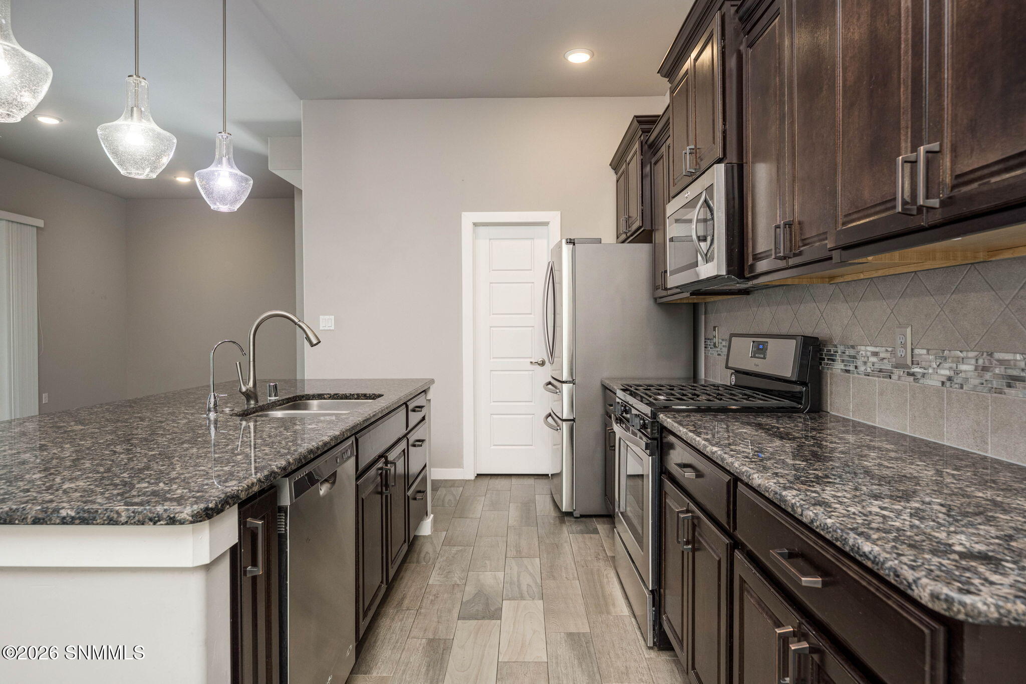 19-web-or-mls-Snappin Homes (Petaluma253