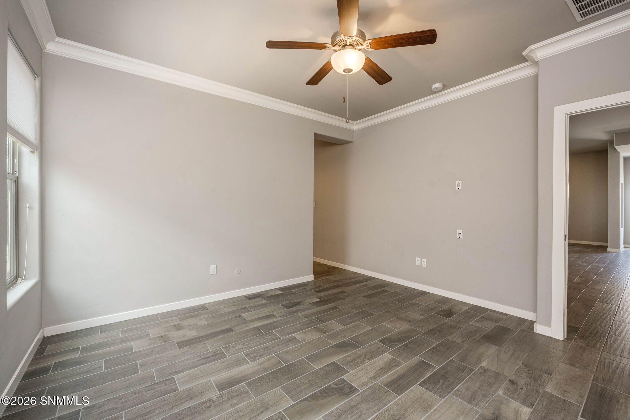 23-web-or-mls-Snappin Homes (Petaluma253