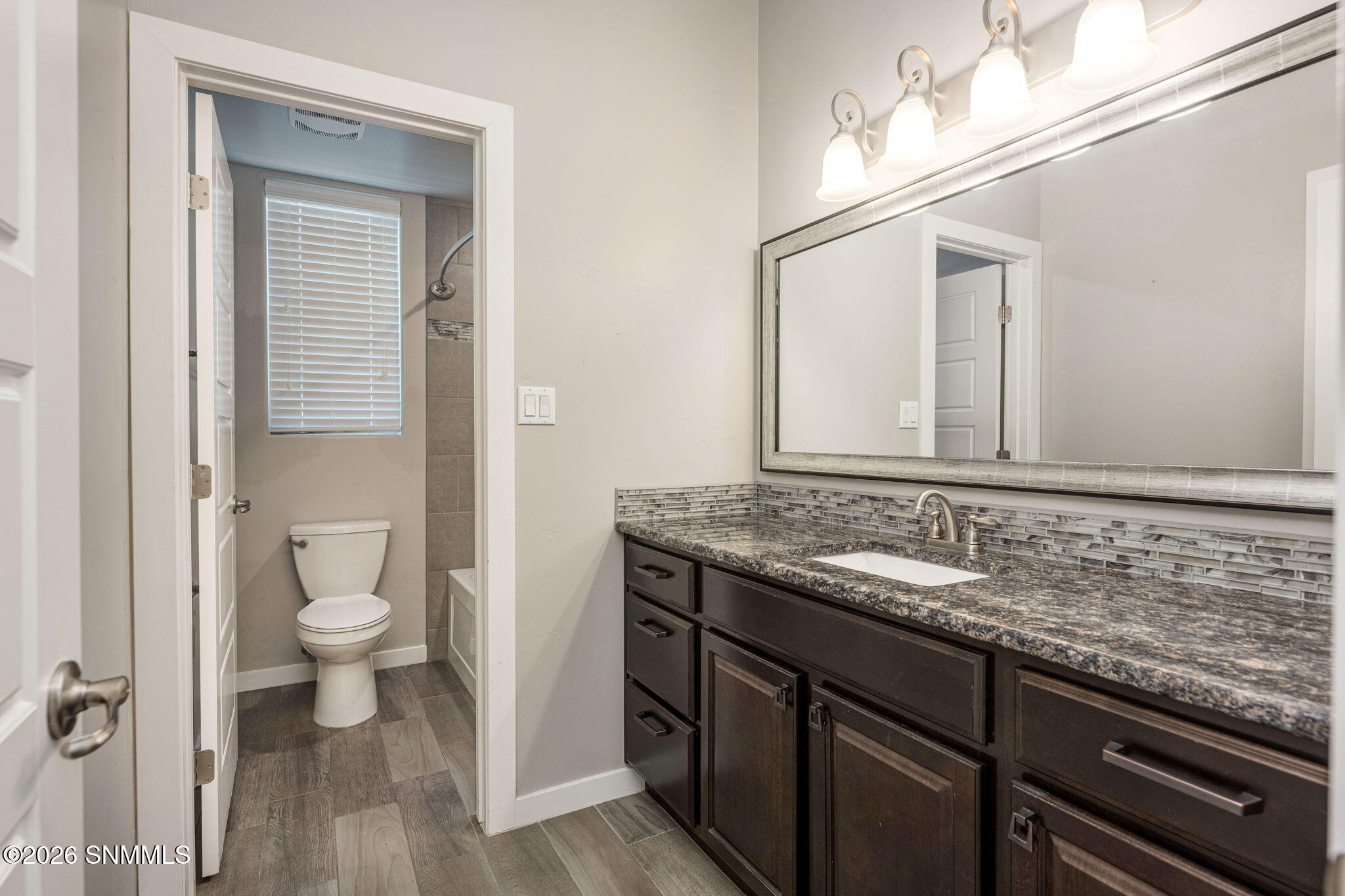32-web-or-mls-Snappin Homes (Petaluma253