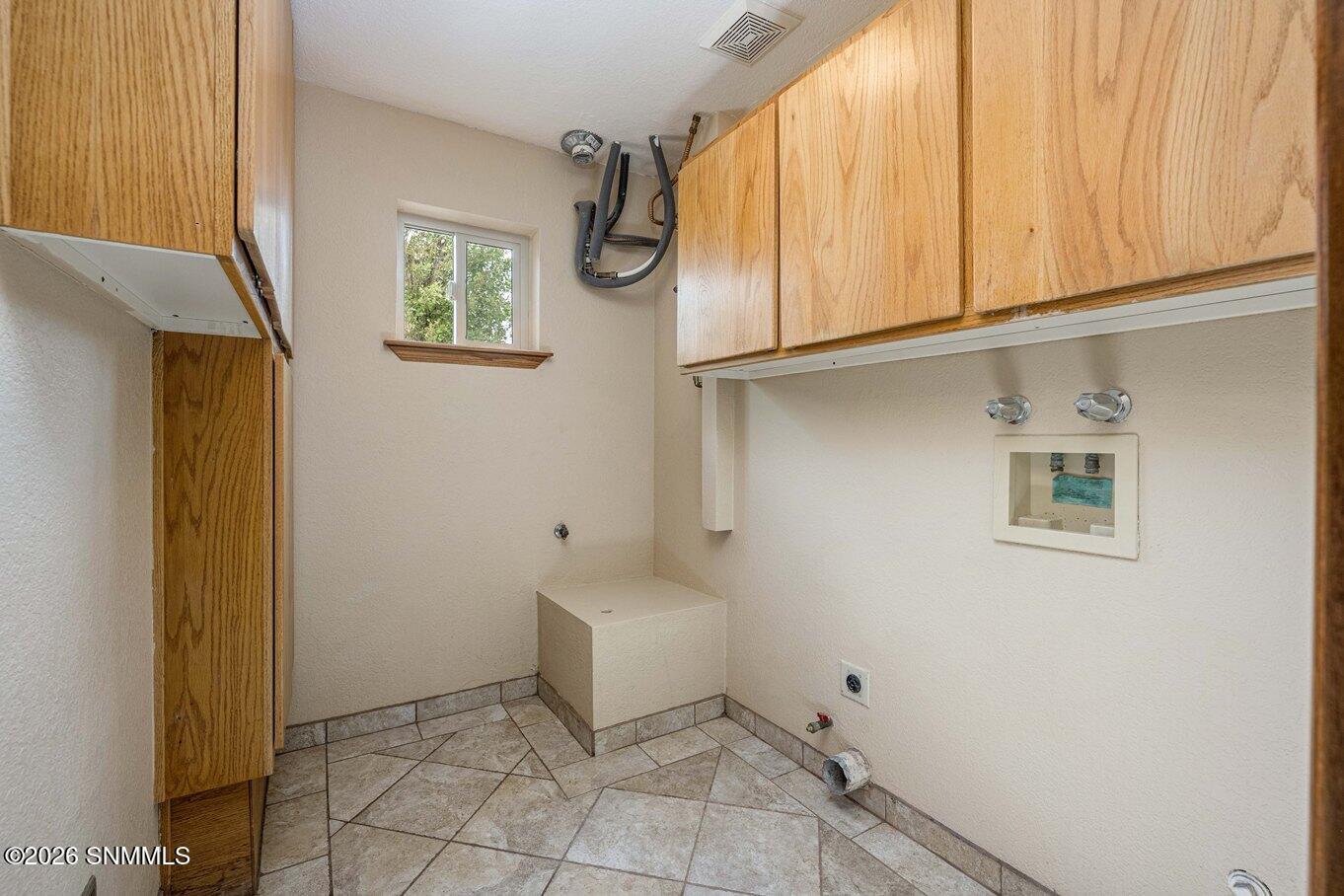 16-Utility Room-1840 Las Tunas Dr