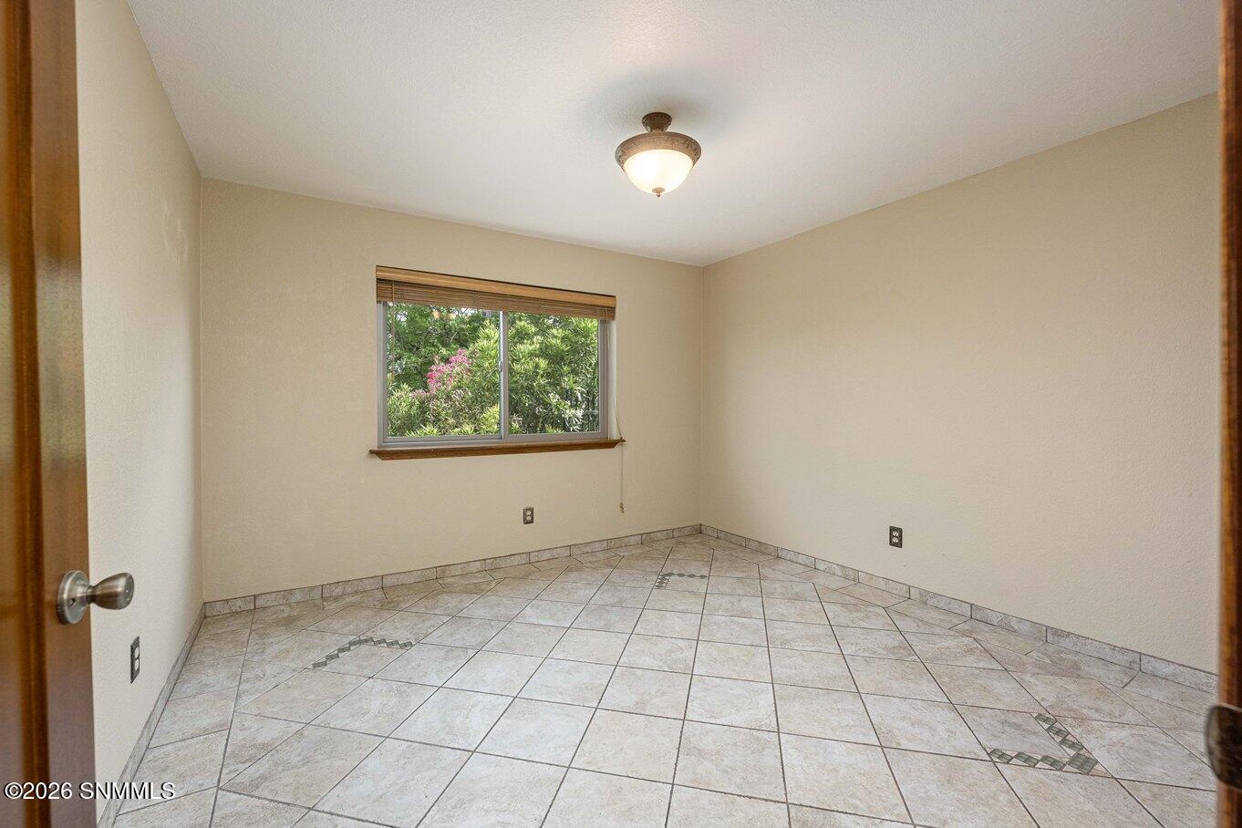32-Upstairs Bedroom 2-1840 Las Tunas Dr