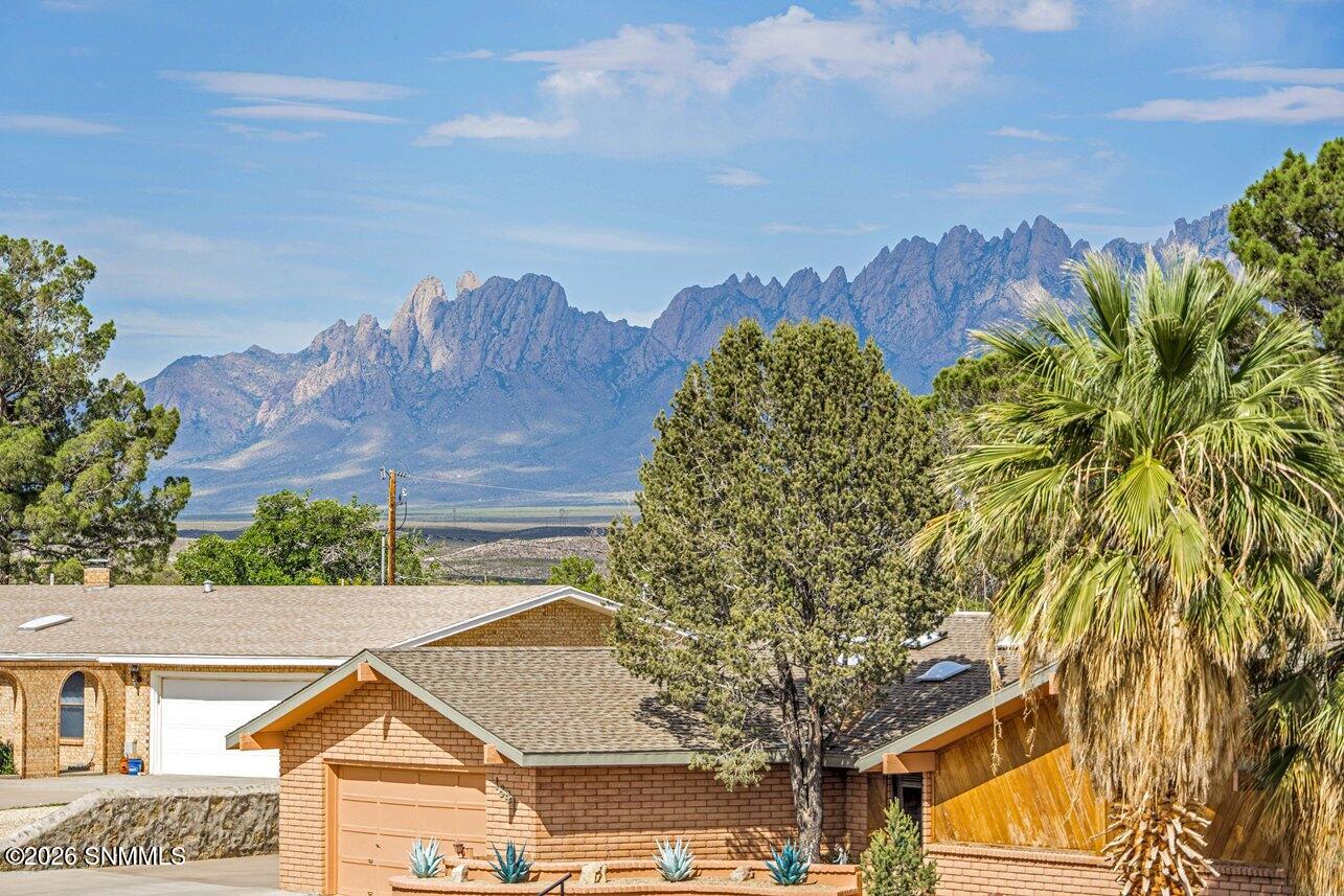 39-Upstairs View of Organ Mtns-1840 Las
