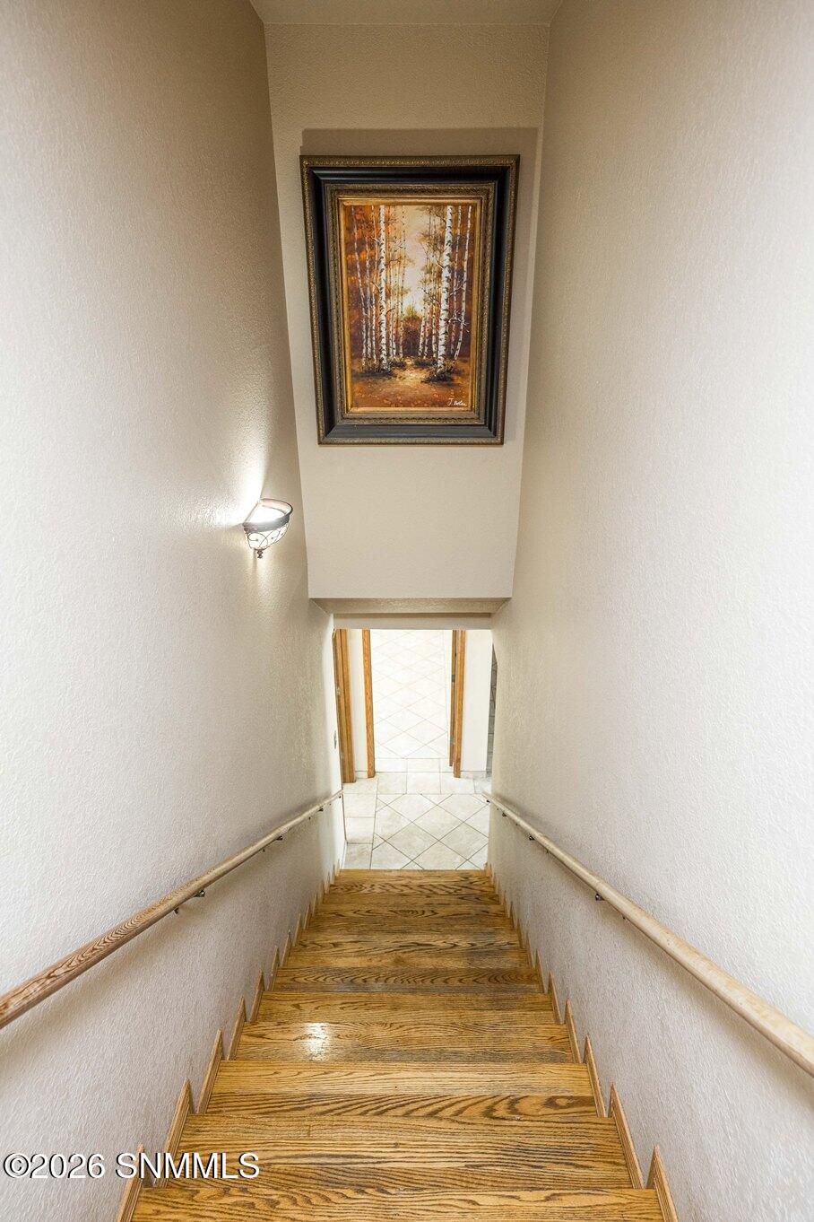 42-Stairs DOWN-1840 Las Tunas Dr