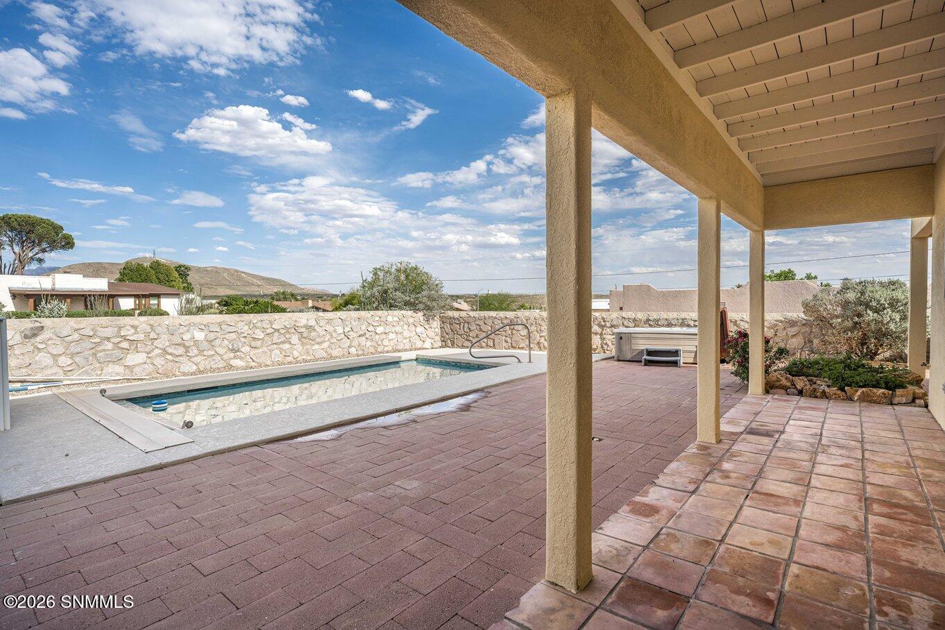 45-East Patio to Pool-1840 Las Tunas Dr