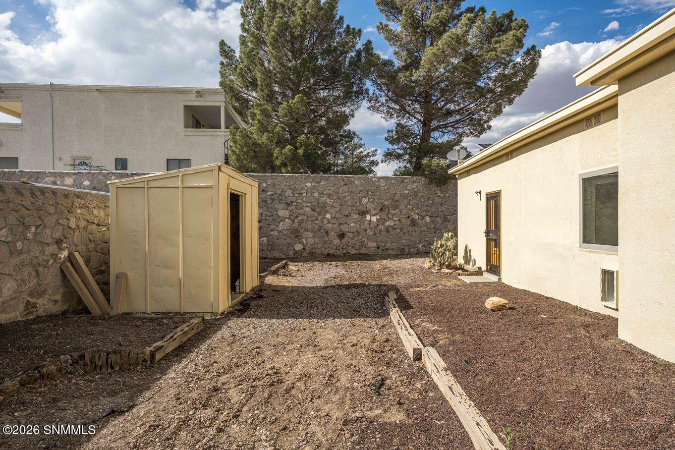 58-Rear Walkway-1840 Las Tunas Dr