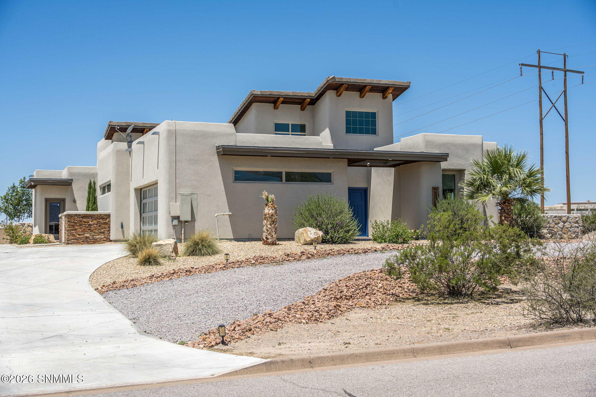 55-web-or-mls-Snappin Homes (ViaEstrella