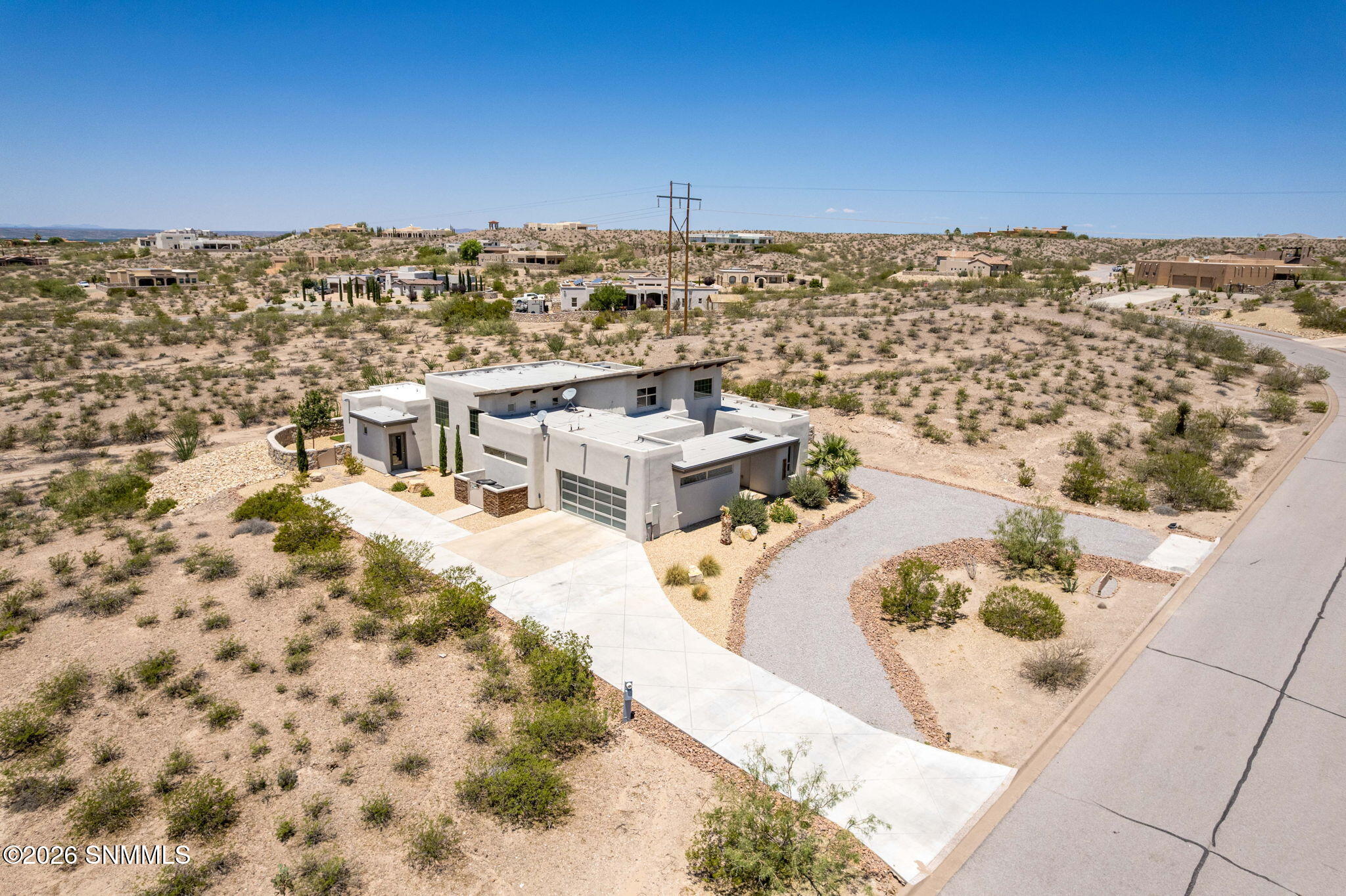 58-web-or-mls-Snappin Homes (ViaEstrella
