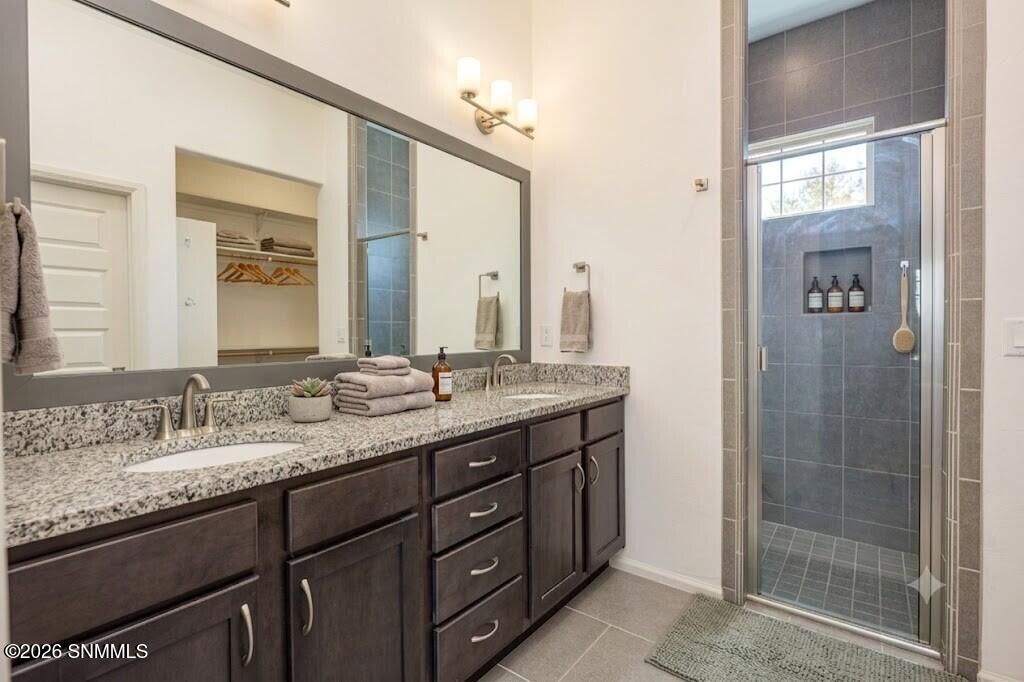 bathroom ai staged