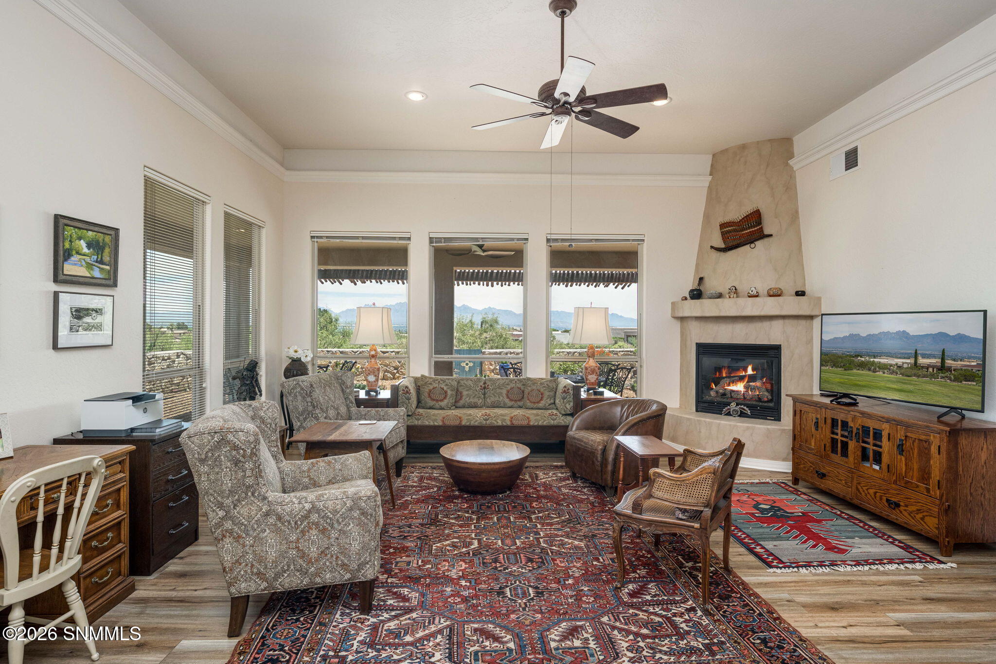 12-web-or-mls-Snappin Homes (Renoir1310)