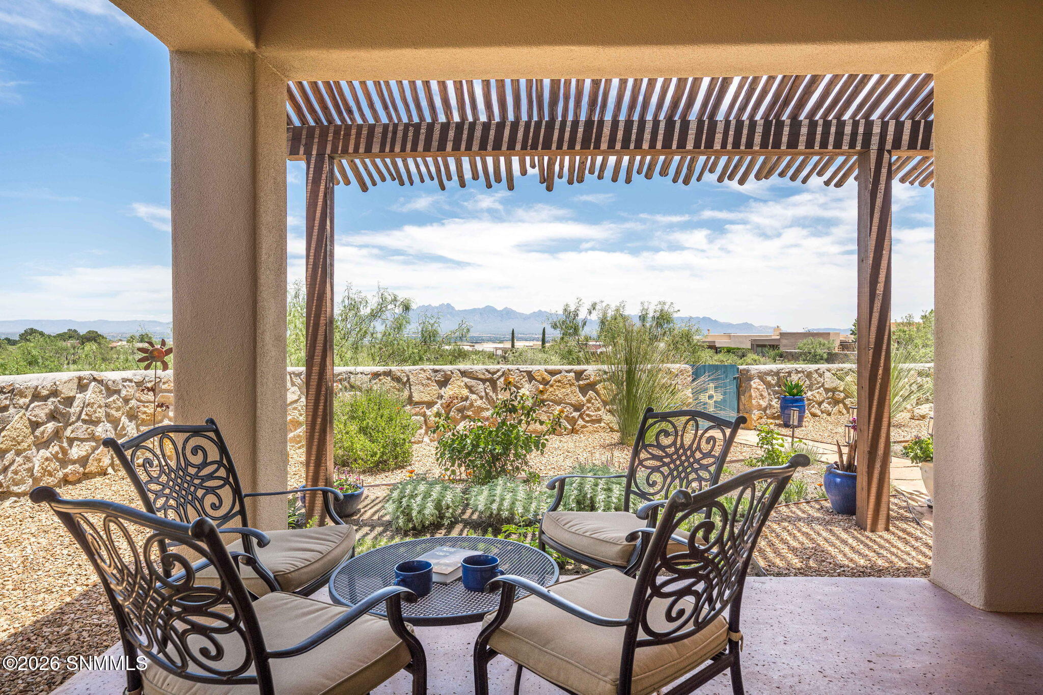 43-web-or-mls-Snappin Homes (Renoir1310)