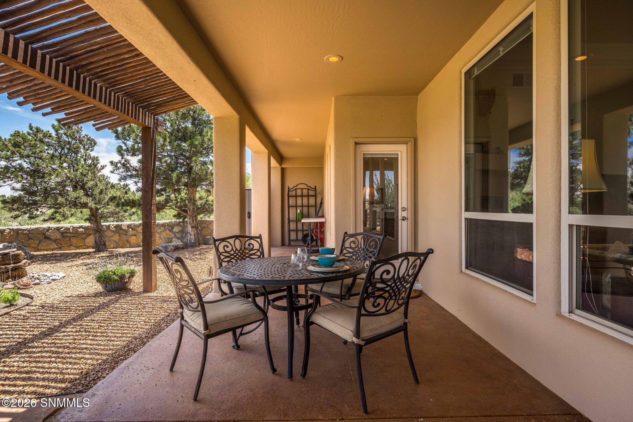 45-web-or-mls-Snappin Homes (Renoir1310)