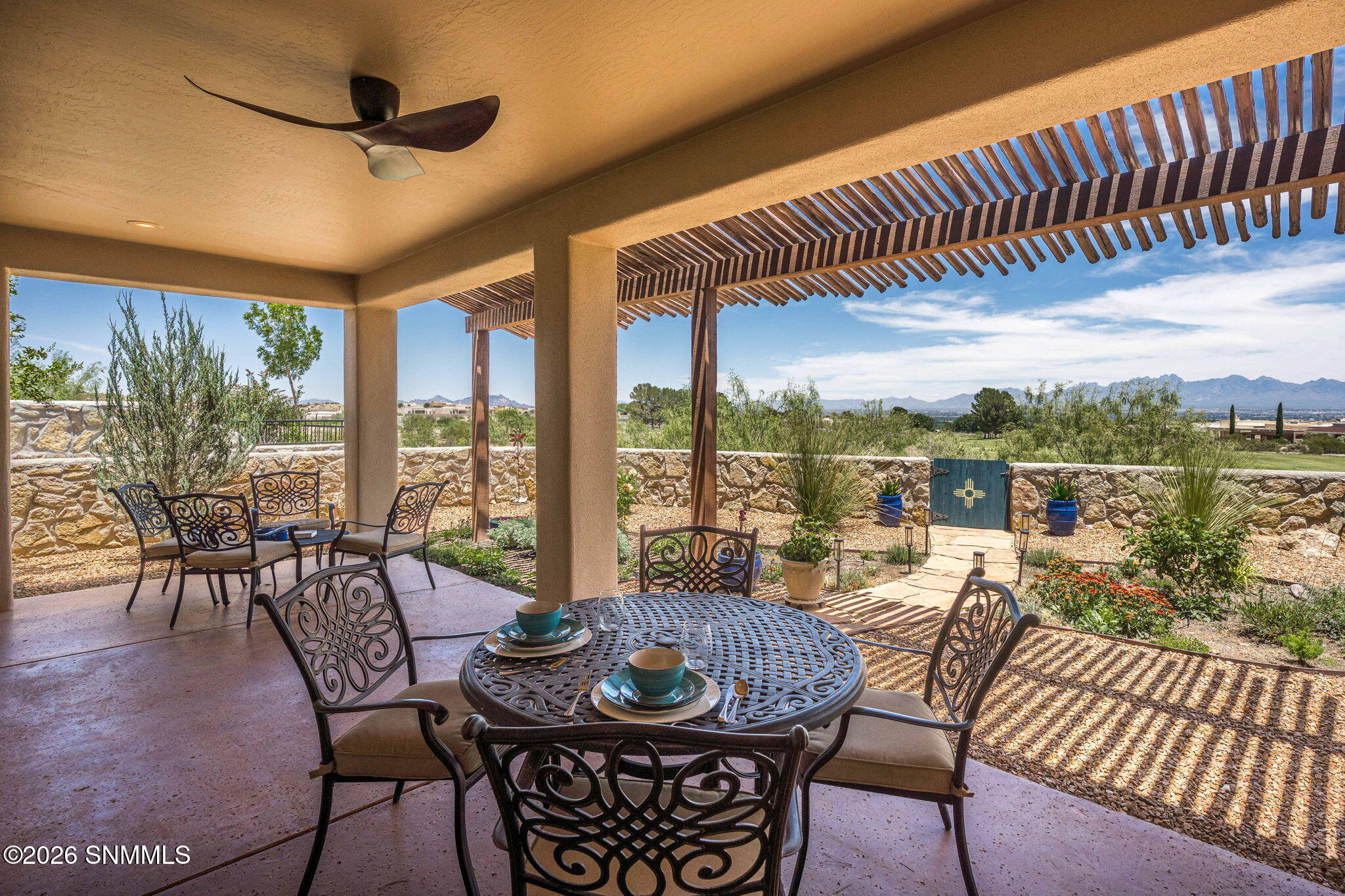 46-web-or-mls-Snappin Homes (Renoir1310)