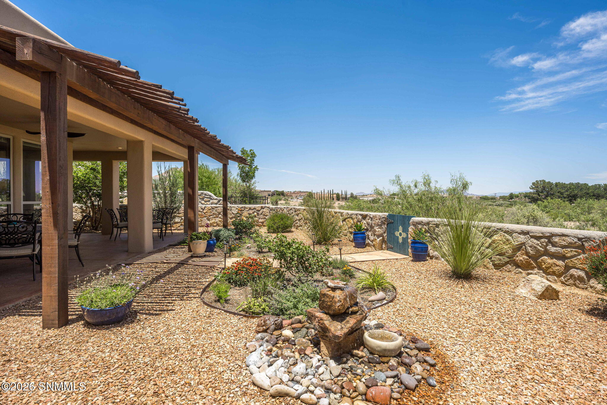 51-web-or-mls-Snappin Homes (Renoir1310)