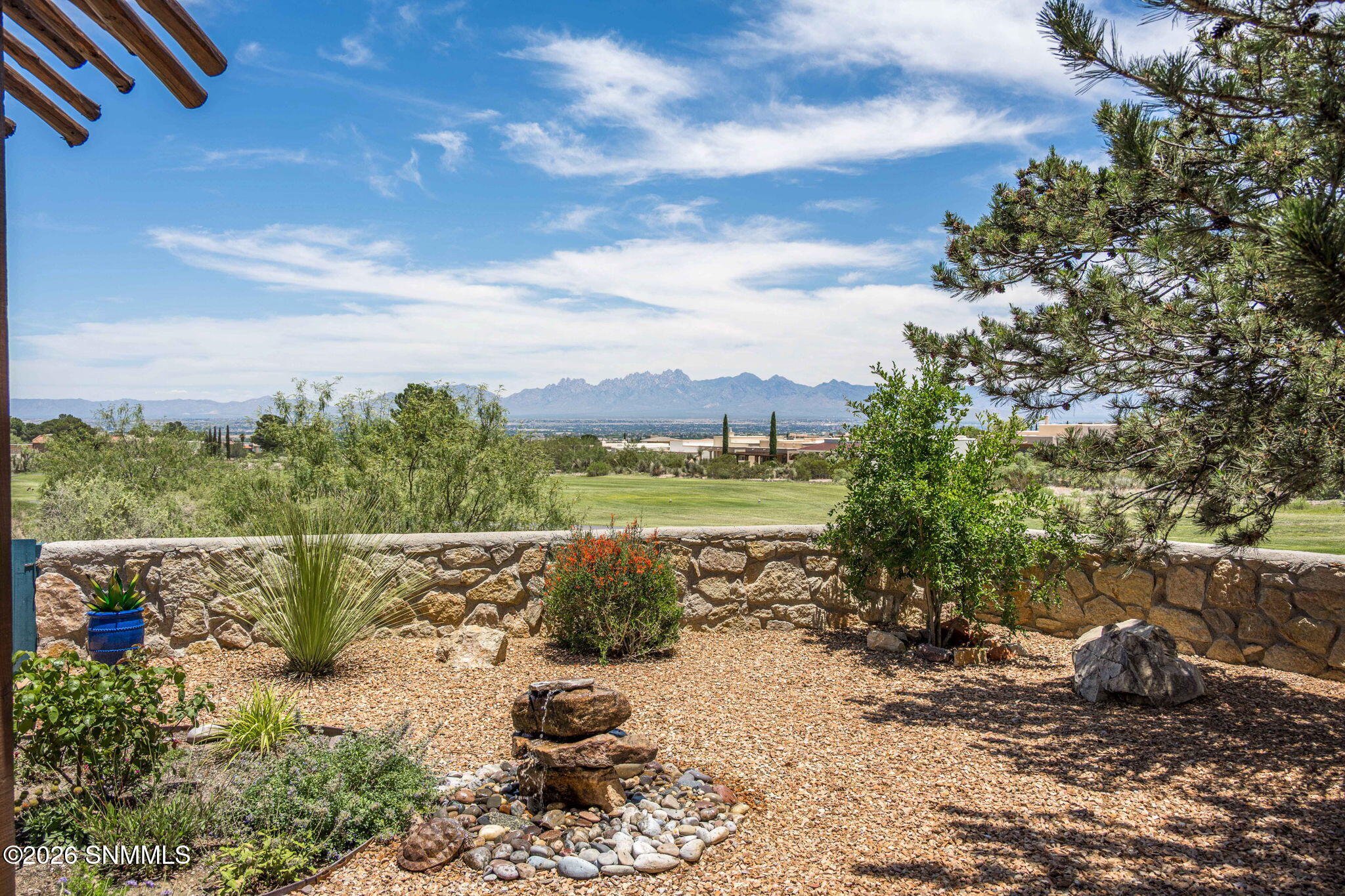 56-web-or-mls-Snappin Homes (Renoir1310)