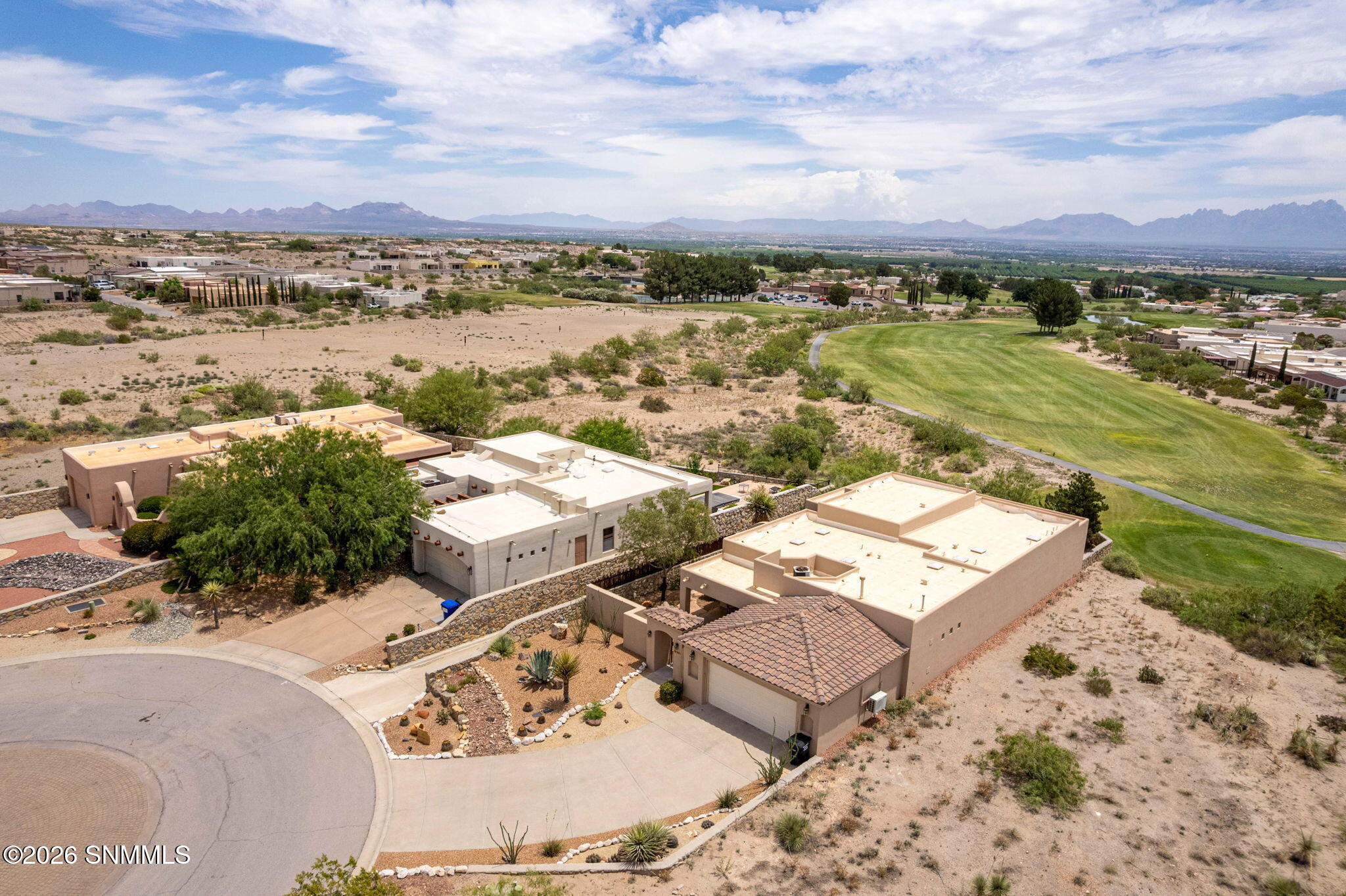 63-web-or-mls-Snappin Homes (Renoir1310)