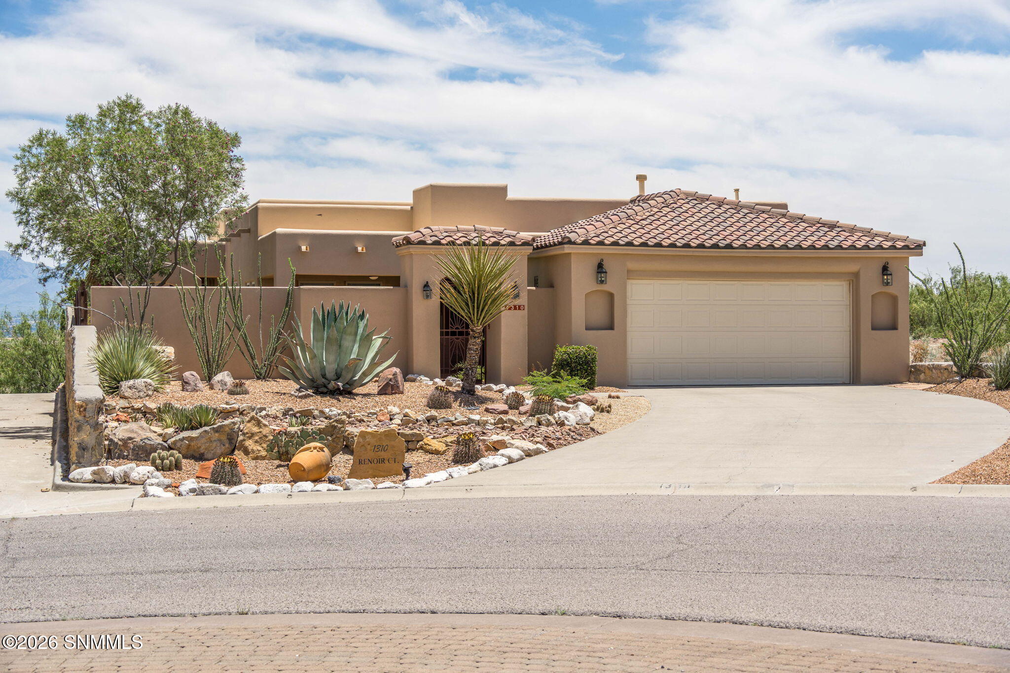 1-web-or-mls-Snappin Homes (Renoir1310)-