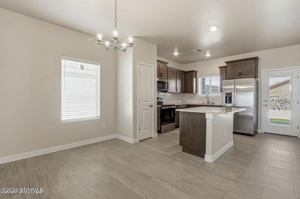 Dining/Kitchen