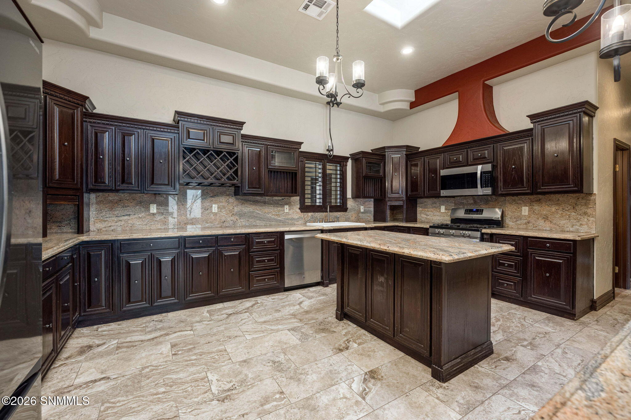 14-web-or-mls-Snappin Homes (LasFlores30