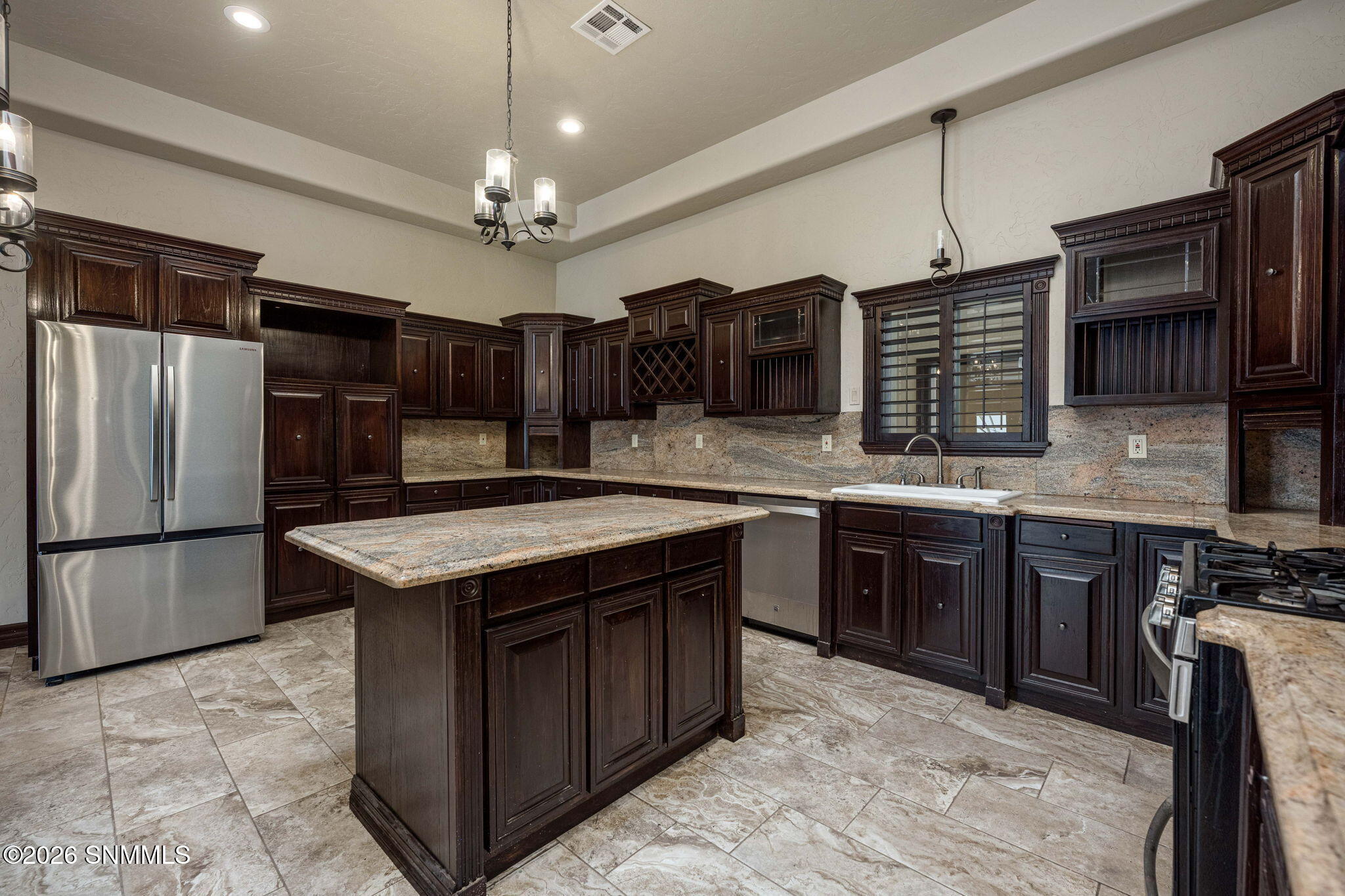 17-web-or-mls-Snappin Homes (LasFlores30